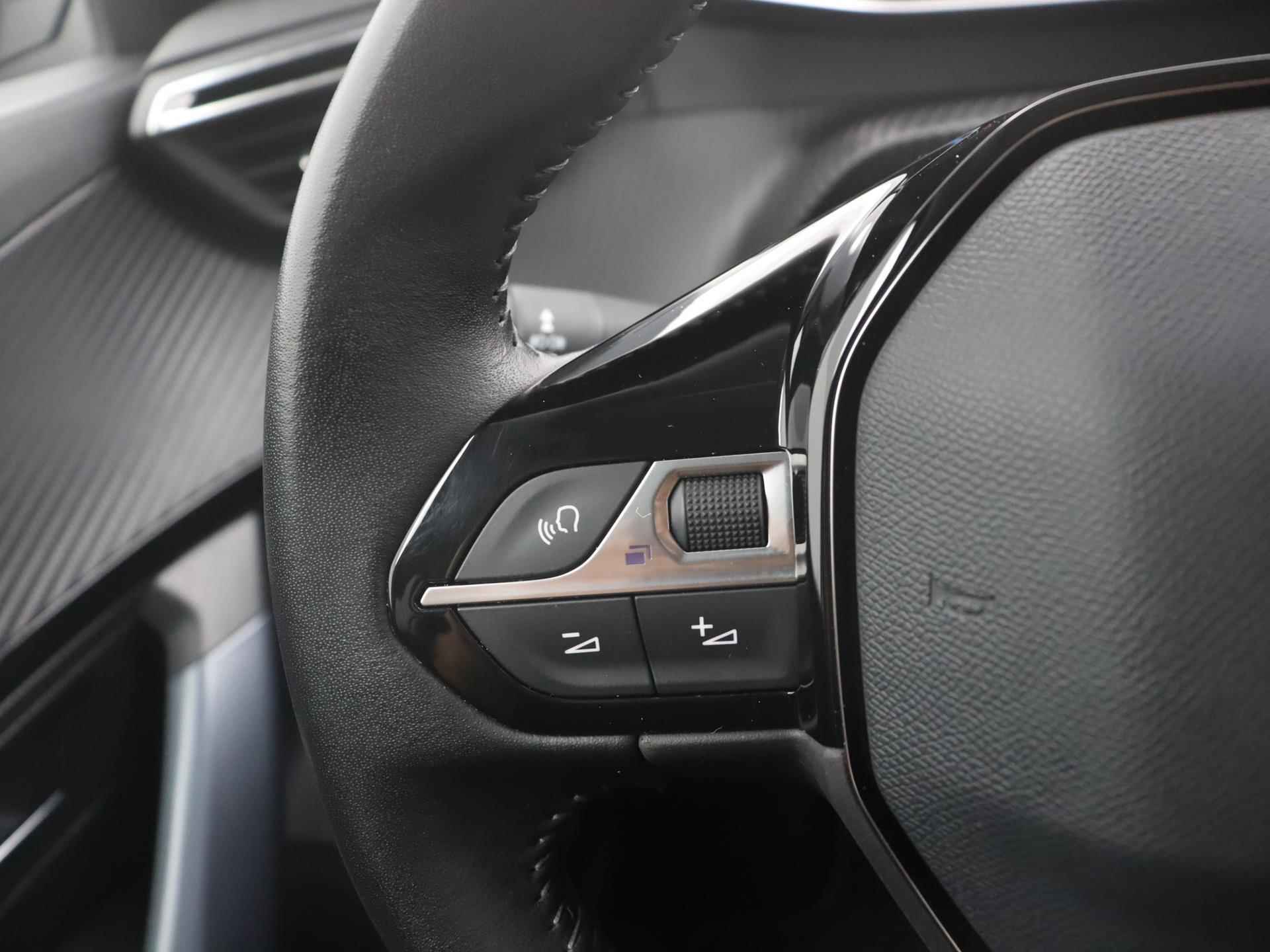 Peugeot e-2008 EV Allure 50 kWh | Navigatie | i-Cockpit | Stoelverwarming | Parkeerhulp | Lane assist | - 12/33
