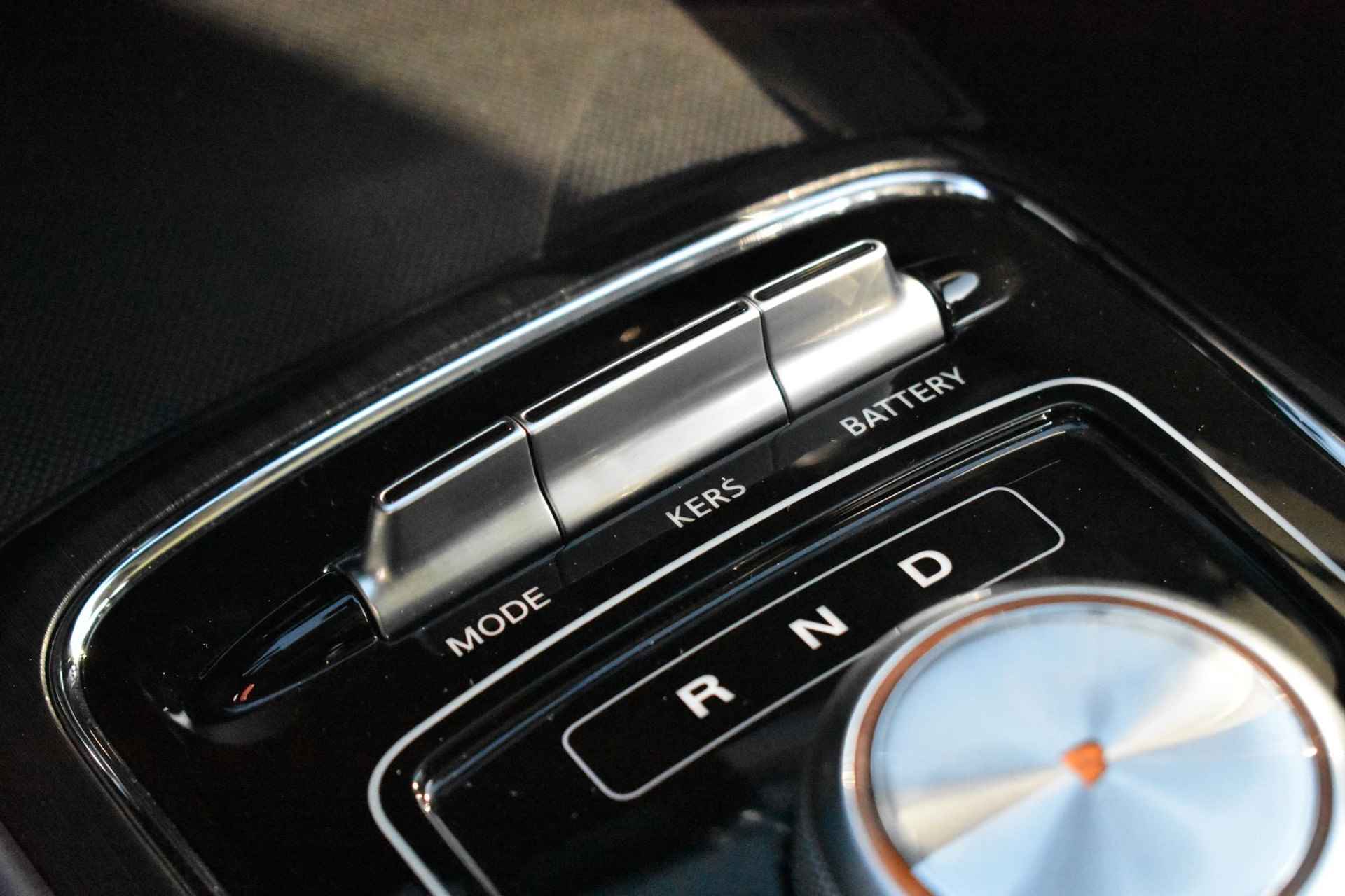 MG ZS EV Luxury 45 kWh 143pk | Leder | Panorama-dak | Stoelverwarming | Navigatie | Apple Carplay & Android Auto | 1e eigenaar | Automaat - 27/39