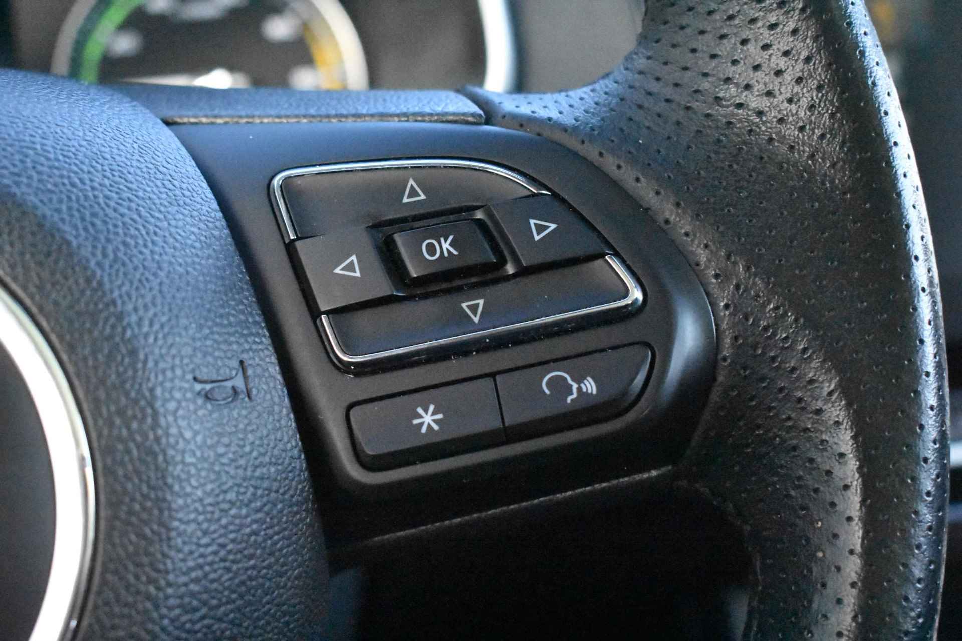 MG ZS EV Luxury 45 kWh 143pk | Leder | Panorama-dak | Stoelverwarming | Navigatie | Apple Carplay & Android Auto | 1e eigenaar | Automaat - 31/39
