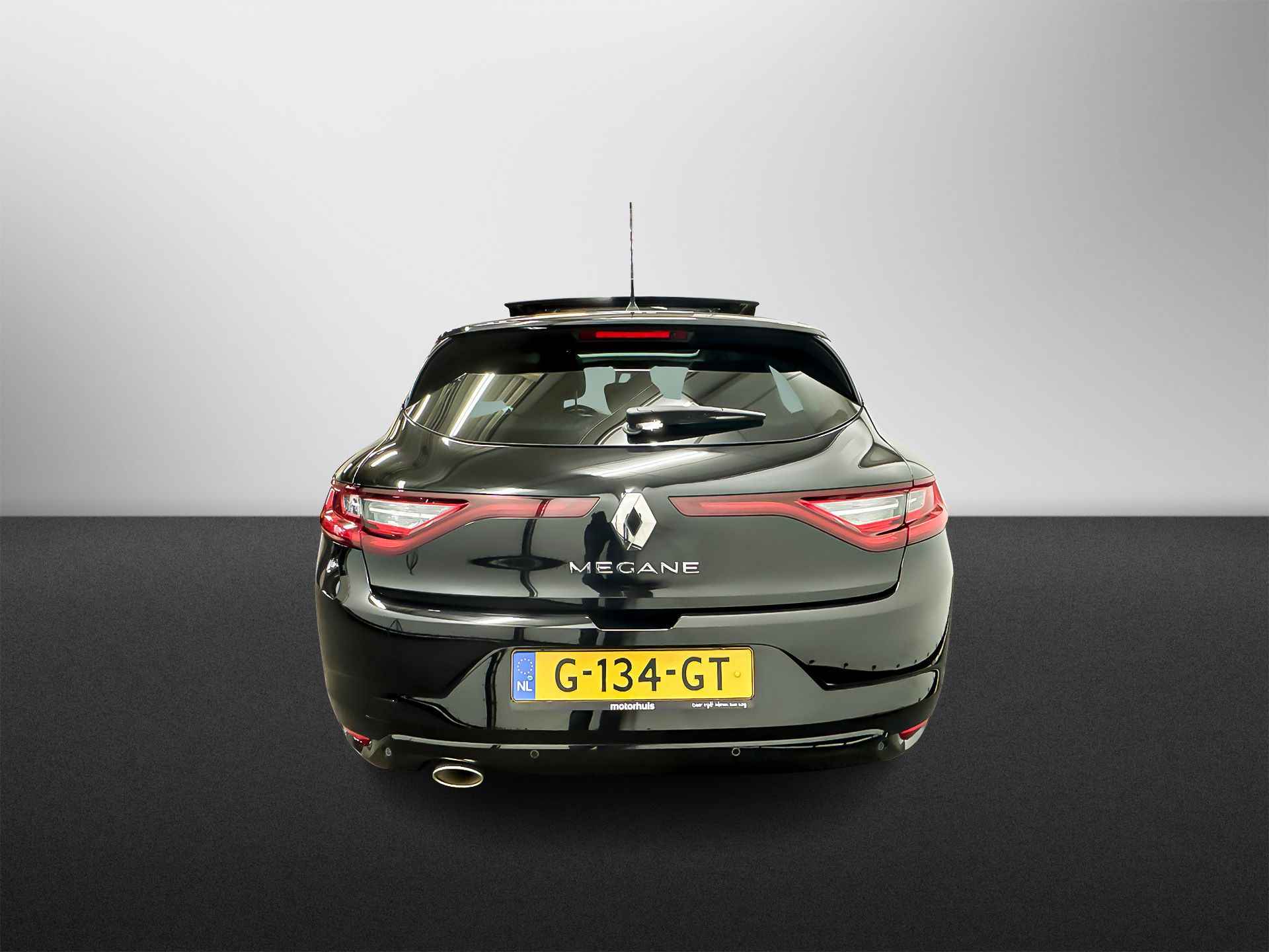 RENAULT Mégane Hatchback 1.3 TCe 130PK BOSE NAVI SCHUIFDAK FULL LED PDC TEL HUD NAP - 4/29