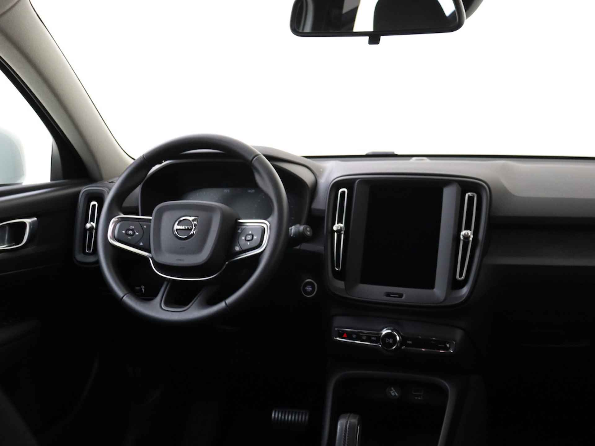 Volvo XC40 1.5 T2 Momentum. Core | Sensus navigatiepakket | Stoel en stuurw - 10/35