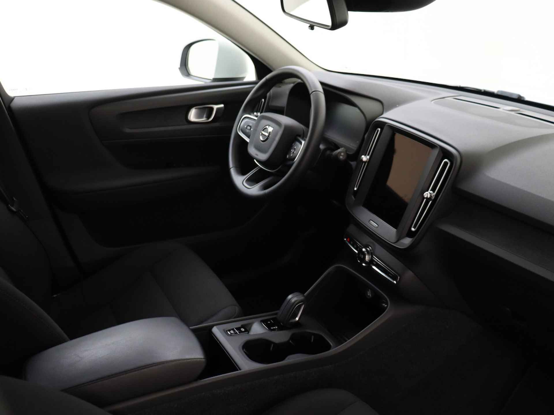 Volvo XC40 1.5 T2 Momentum. Core | Sensus navigatiepakket | Stoel en stuurw - 12/35