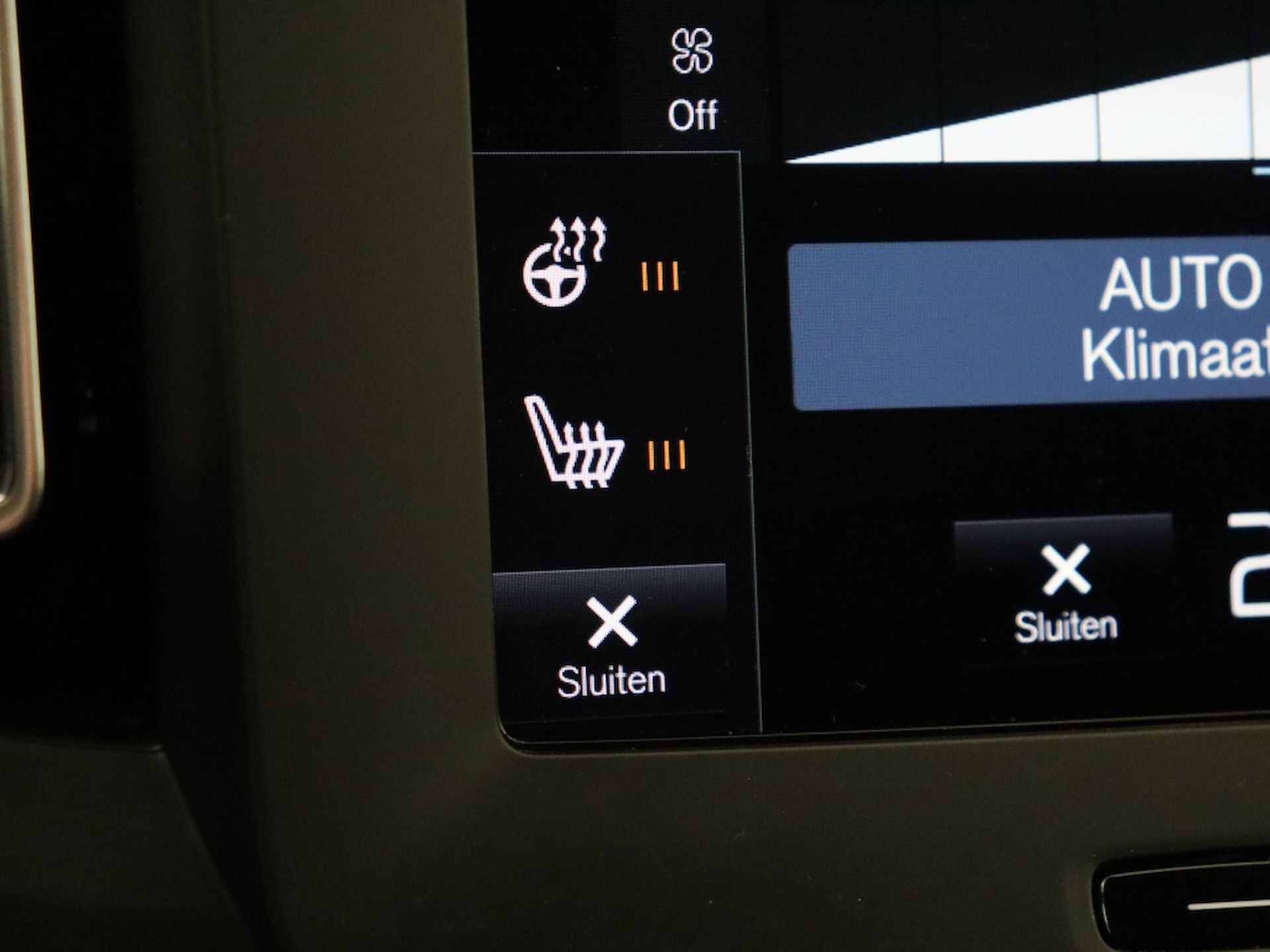 Volvo XC40 1.5 T2 Momentum. Core | Sensus navigatiepakket | Stoel en stuurw - 29/35