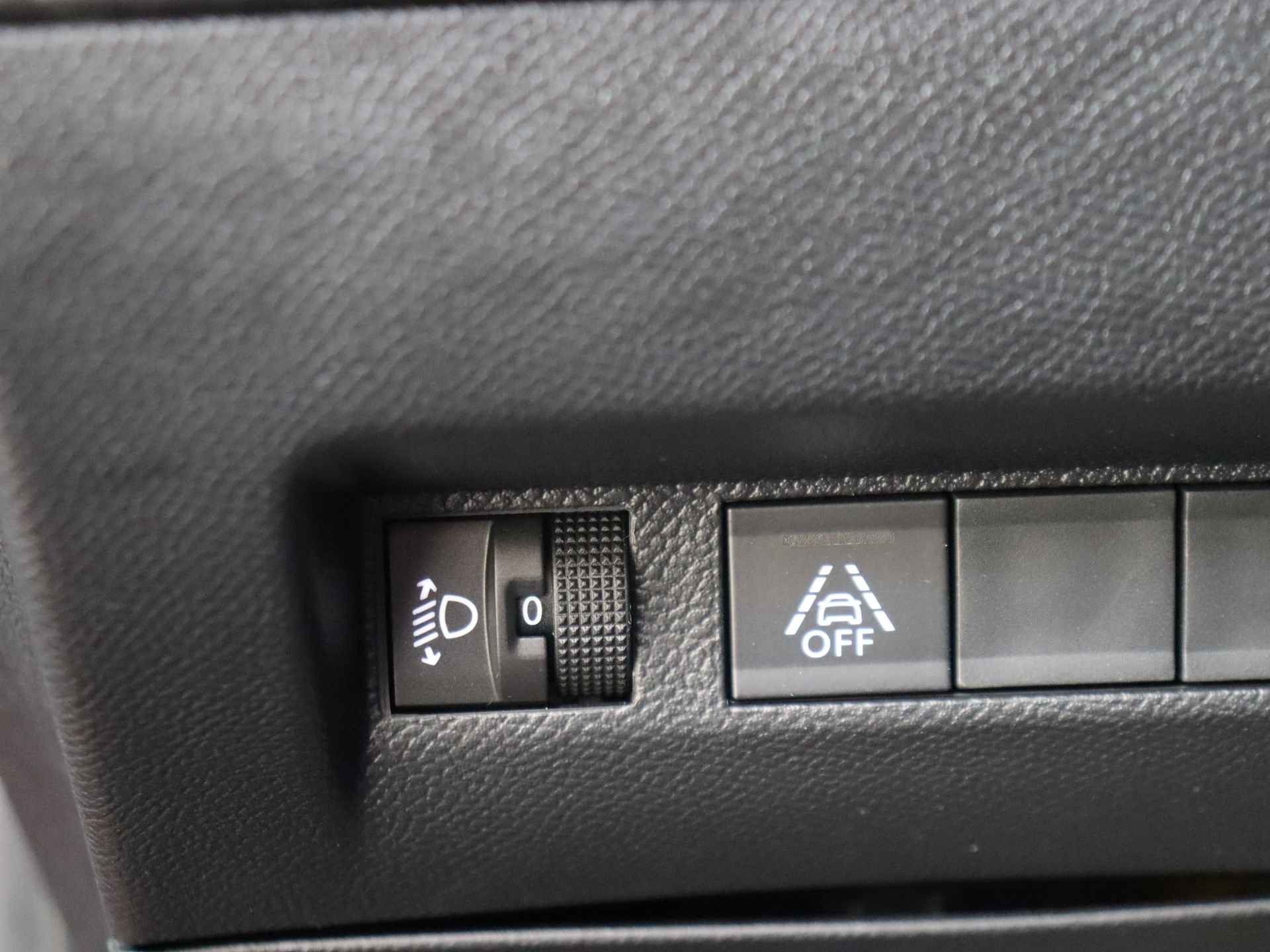 Peugeot 208 1.2 100pk Allure 5 deurs | Navigatie by App | Climate Control - 24/31