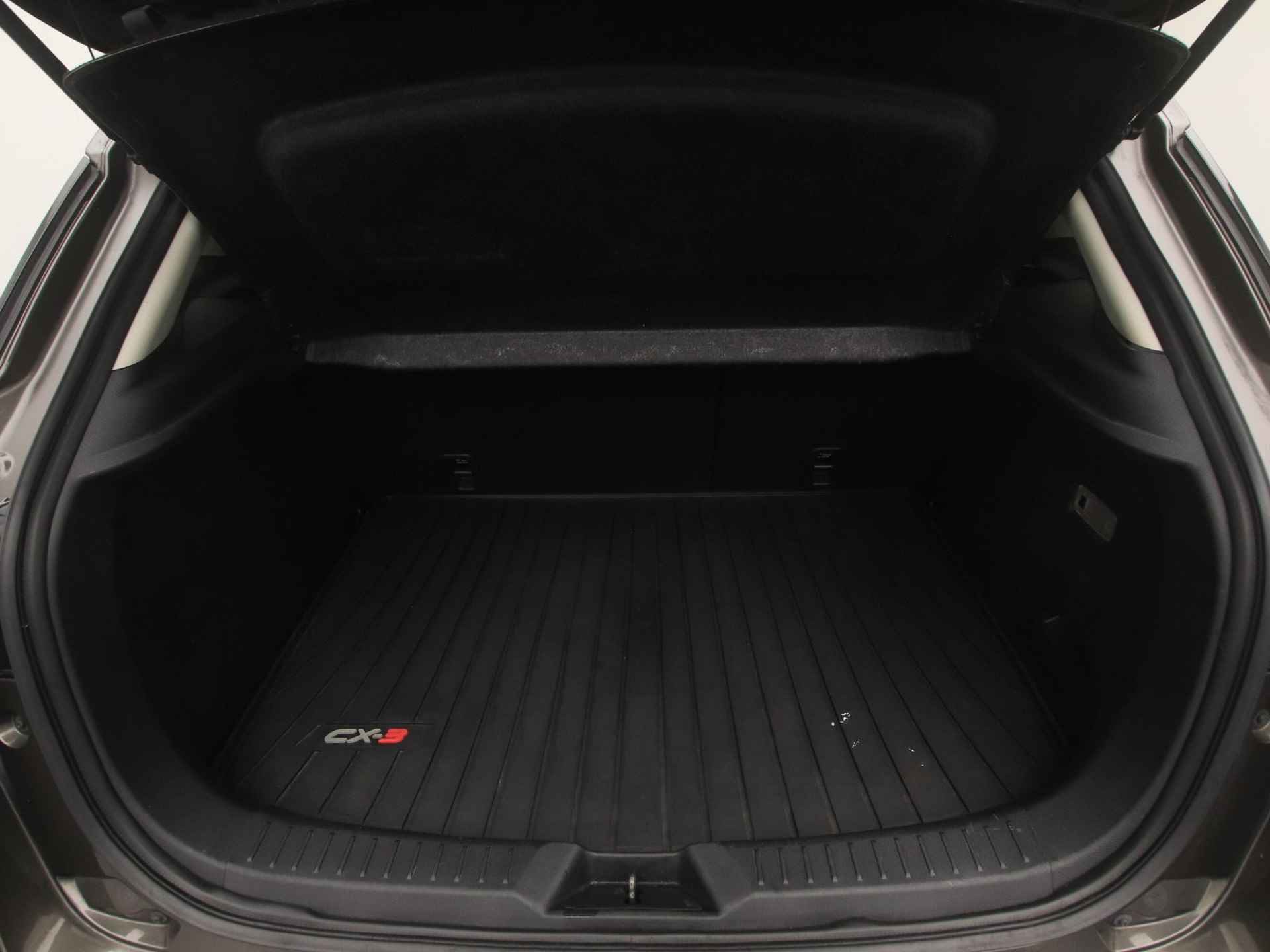 Mazda CX-3 2.0 SkyActiv-G TS+ met navigatie, Apple CarPlay, achteruitrijcamera, afneembare trekhaak en all-weather banden : dealer onderhouden - 15/43