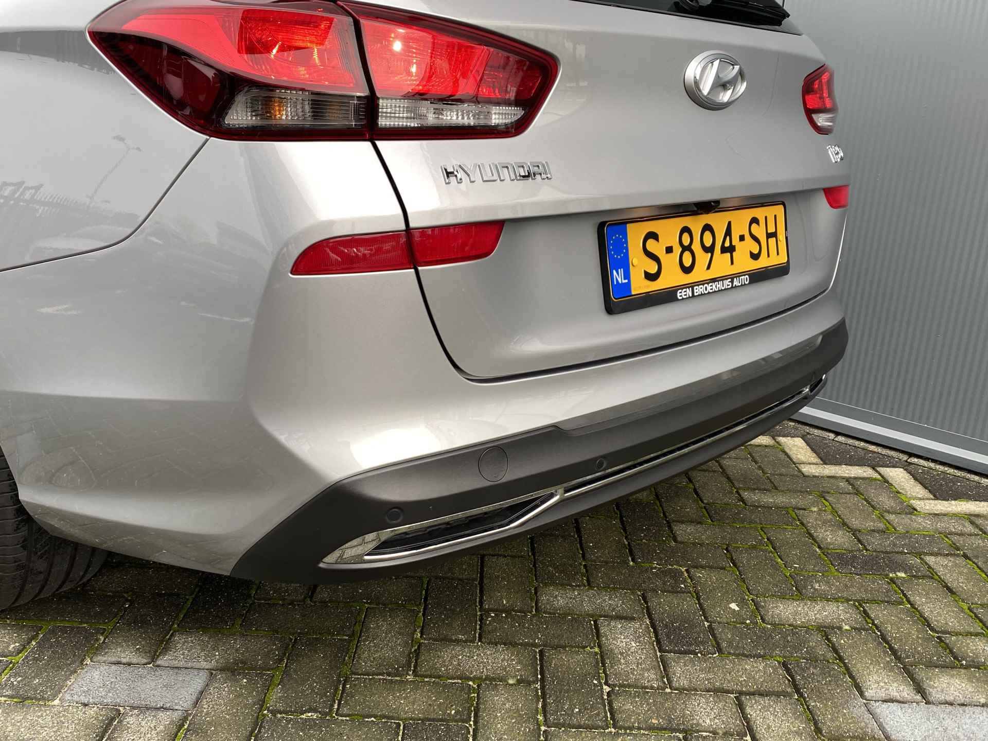 Hyundai i30 Wagon 1.0 T-GDI 120pk MHEV Comfort Smart | Camera | Climate | Keyless | NL. Auto | Full Led | Navigatie | 16" Lichtmetaal | Park - 6/30
