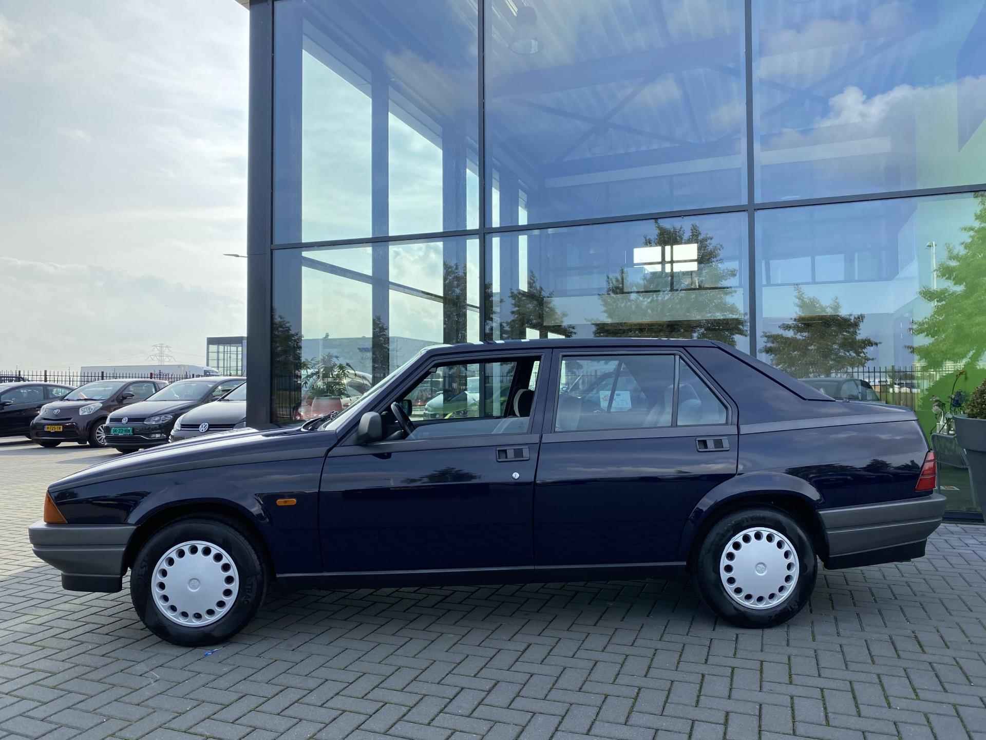 Alfa Romeo 75 1.8 Super Staat * NAP * NL Auto - 2/32