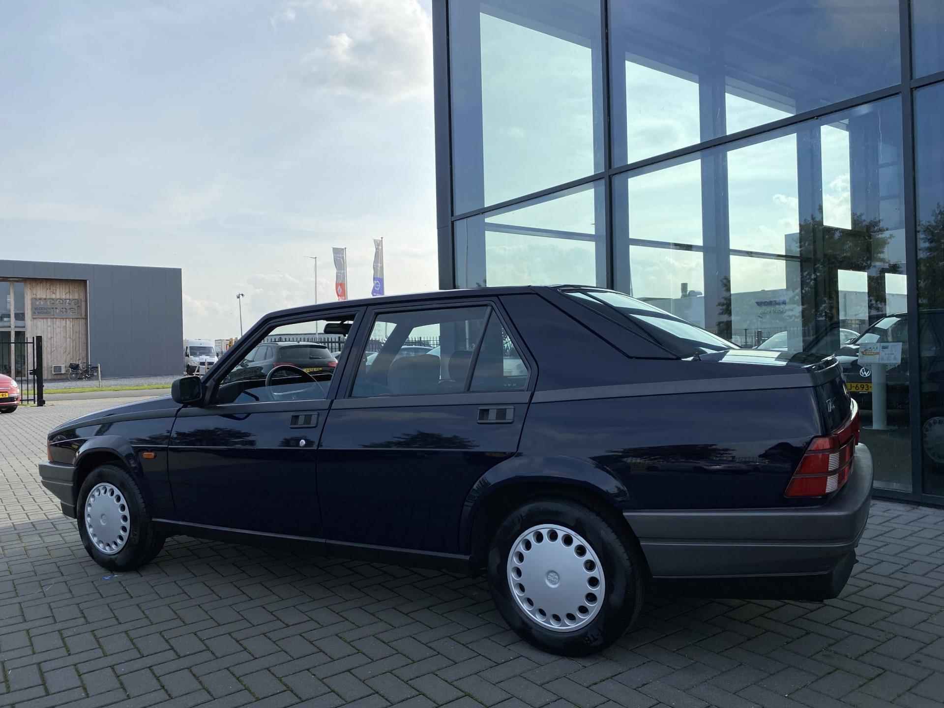 Alfa Romeo 75 1.8 Super Staat * NAP * NL Auto - 14/32