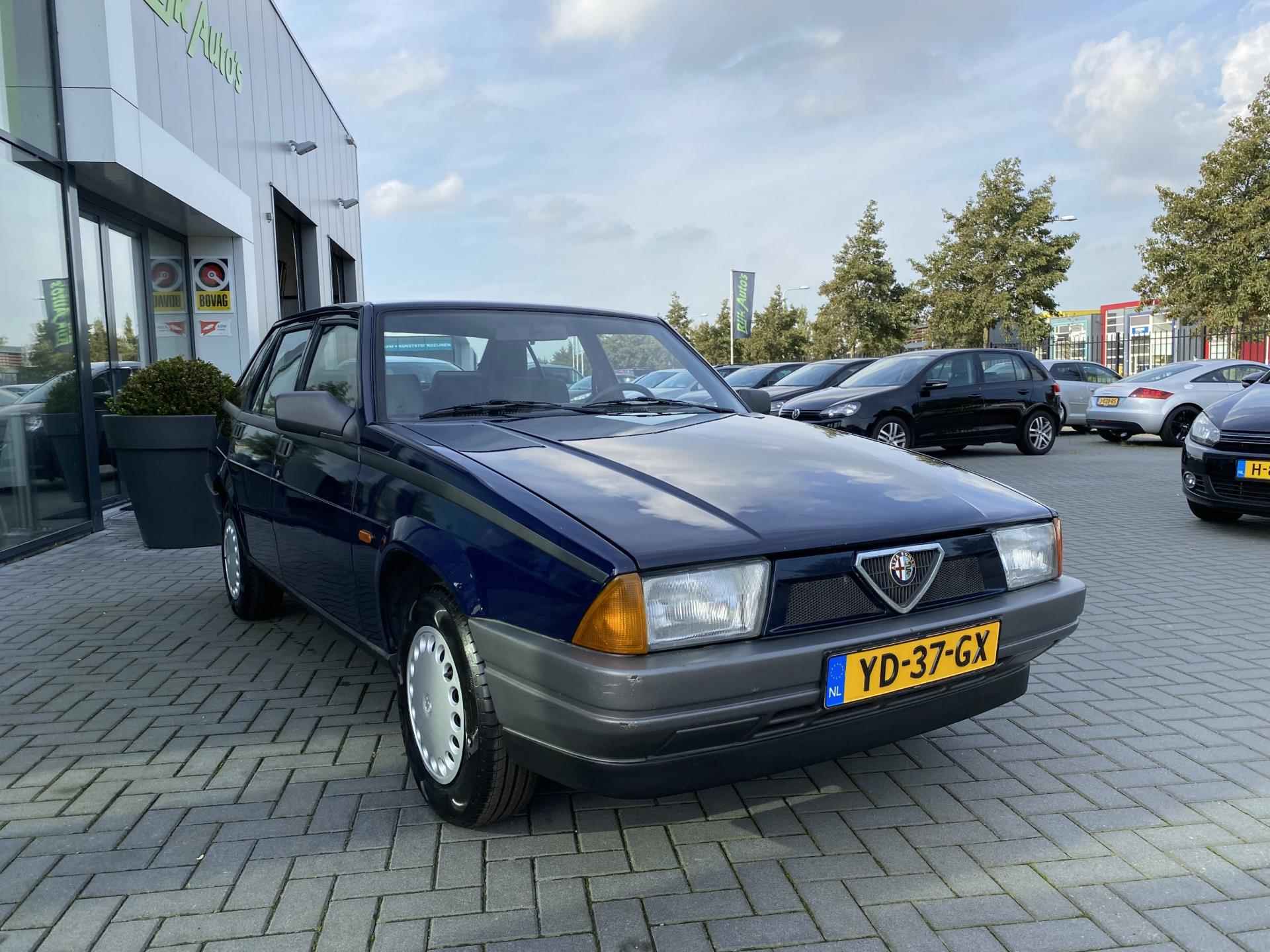 Alfa Romeo 75 1.8 Super Staat * NAP * NL Auto - 25/32