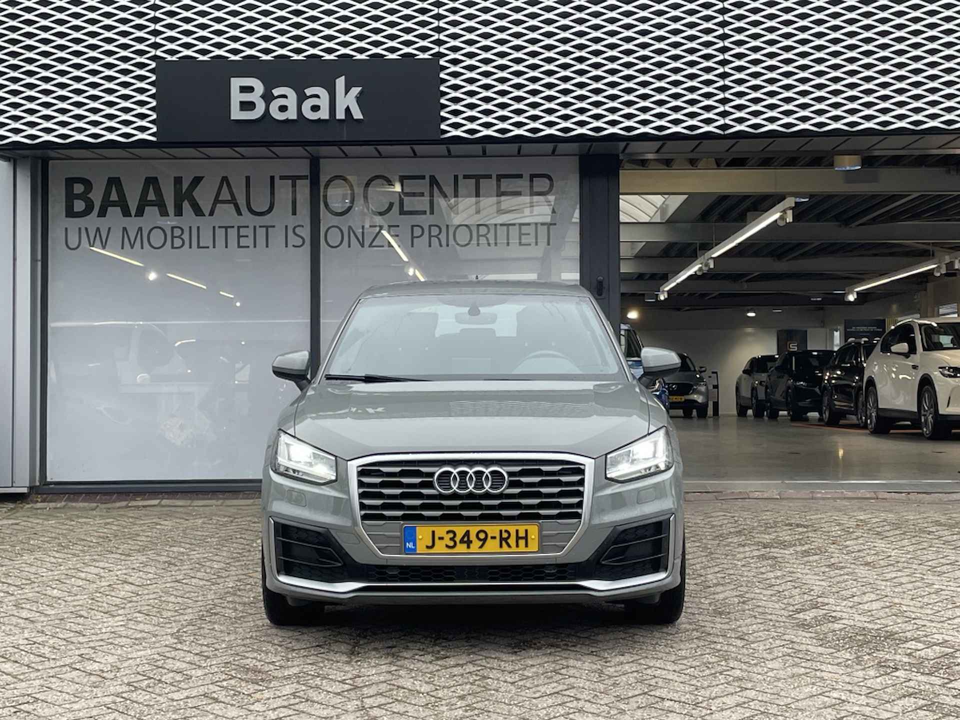 Audi Q2 35 TFSI S Edition - 2/31