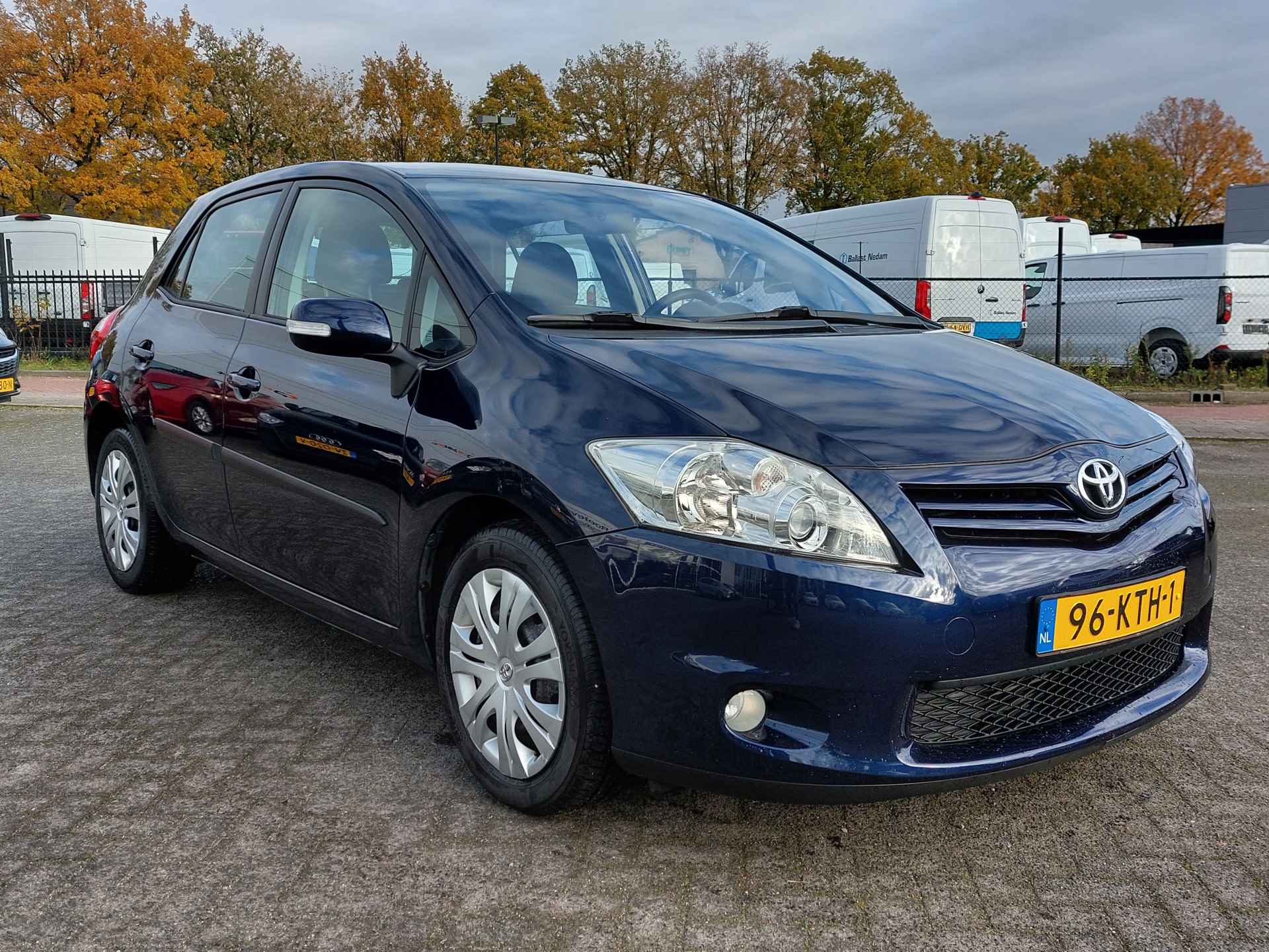 Toyota Auris 1.3 16v 101pk Aspiration 5-Deurs | Origineel NL | Navi | Clima | Cruise | Bluetooth Carkit+Streaming | Elek.Inklap.Spiegels | Cv+Ab | Stuurbekrachtiging - 3/36