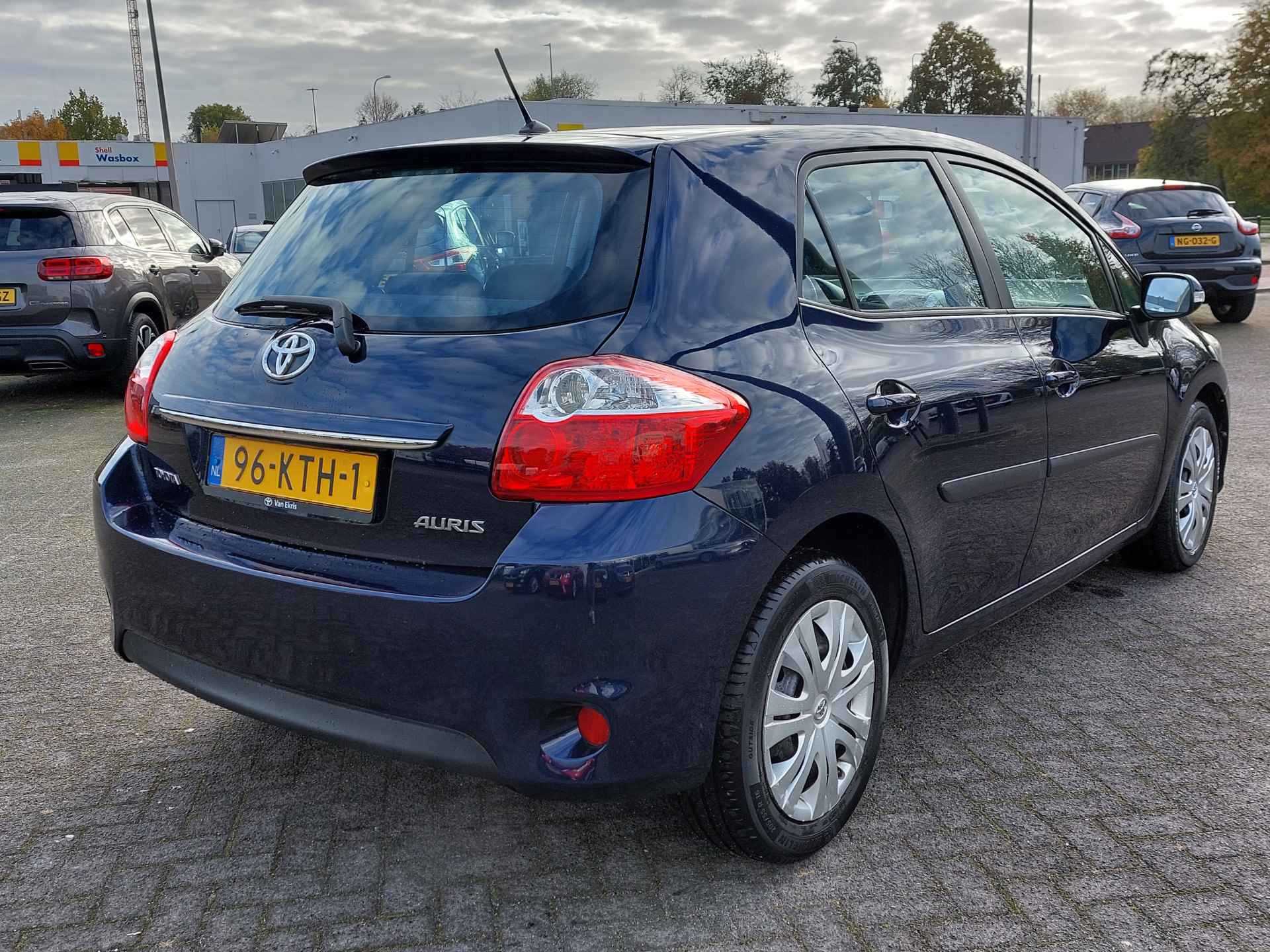 Toyota Auris 1.3 16v 101pk Aspiration 5-Deurs | Origineel NL | Navi | Clima | Cruise | Bluetooth Carkit+Streaming | Elek.Inklap.Spiegels | Cv+Ab | Stuurbekrachtiging - 4/36