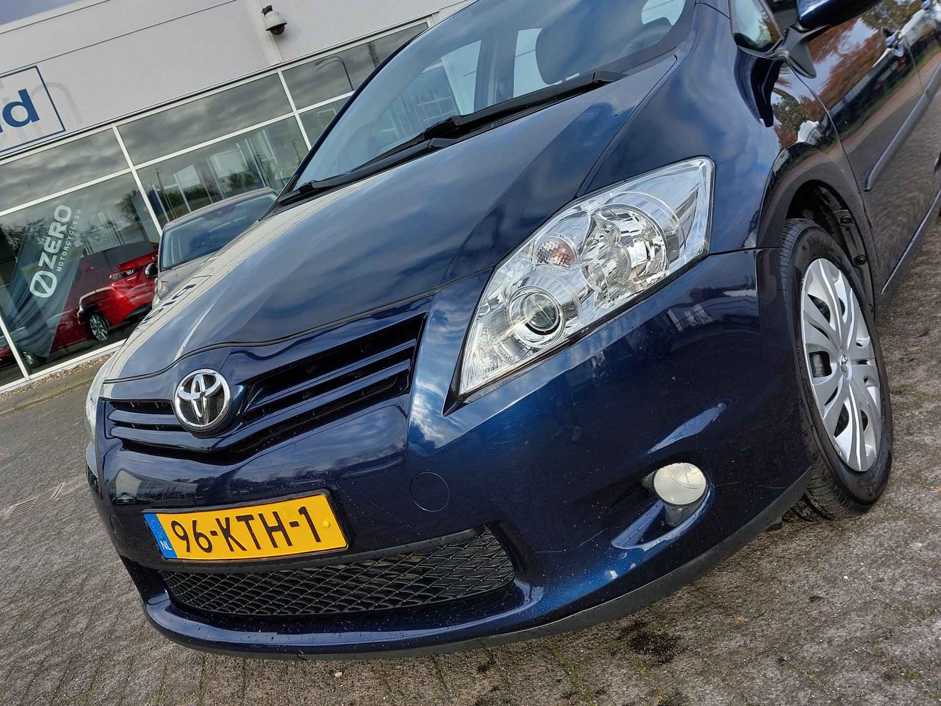 Toyota Auris 1.3 16v 101pk Aspiration 5-Deurs | Origineel NL | Navi | Clima | Cruise | Bluetooth Carkit+Streaming | Elek.Inklap.Spiegels | Cv+Ab | Stuurbekrachtiging - 27/36