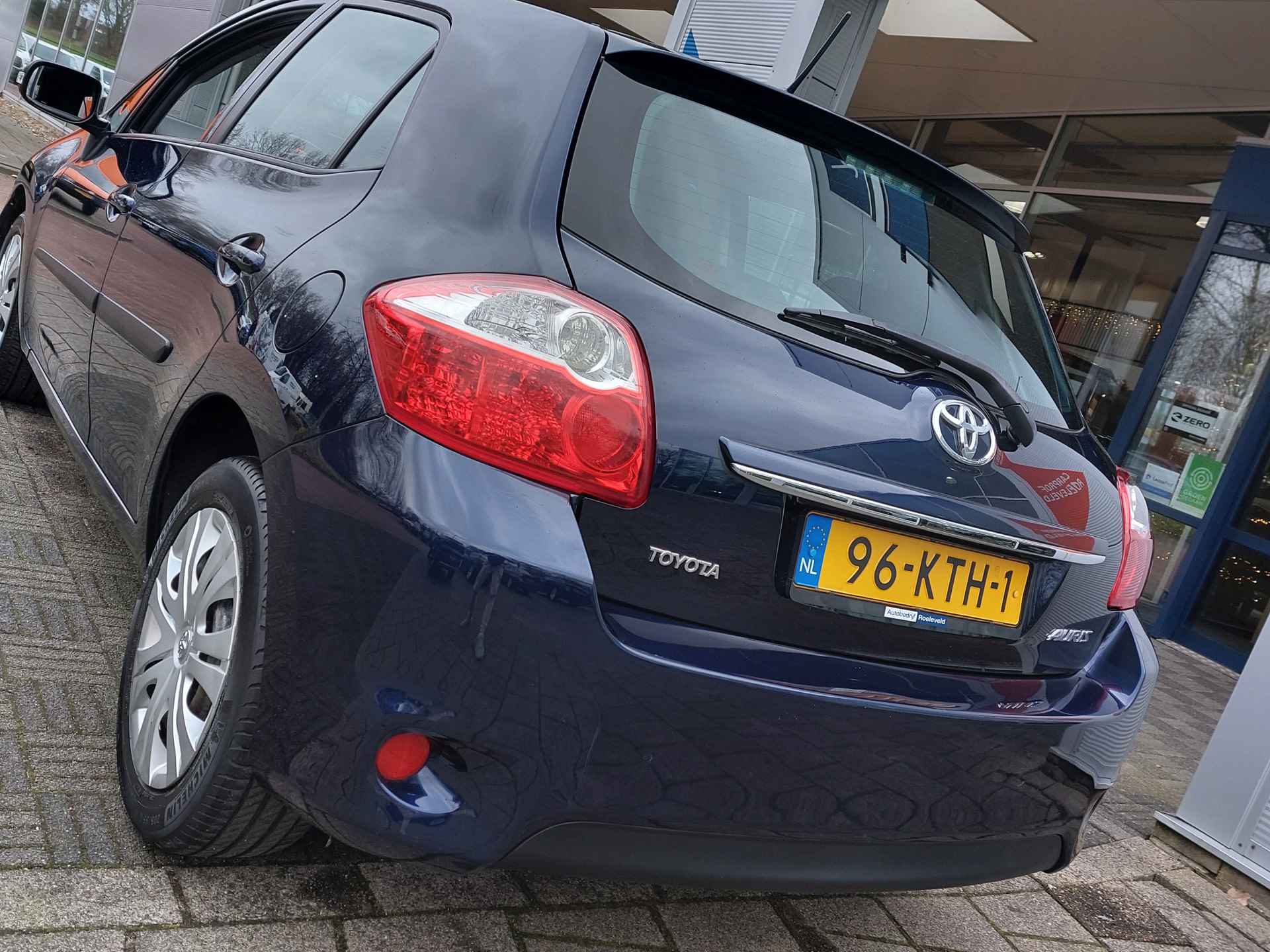 Toyota Auris 1.3 16v 101pk Aspiration 5-Deurs | Origineel NL | Navi | Clima | Cruise | Bluetooth Carkit+Streaming | Elek.Inklap.Spiegels | Cv+Ab | Stuurbekrachtiging - 34/43