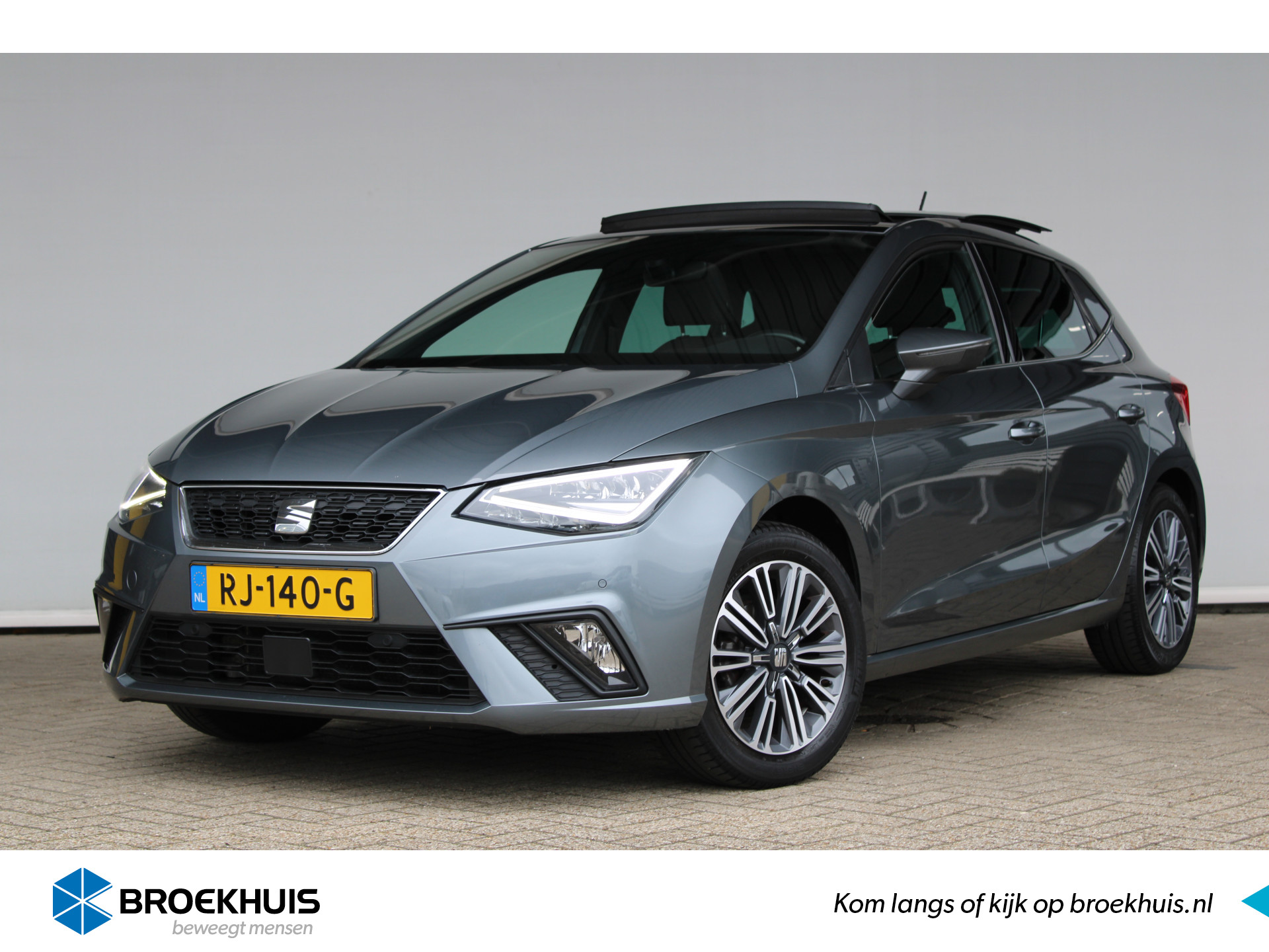 SEAT Ibiza 1.0 TSI Excellence FULL LED/PANORAMA/CLIMATE/KEYLESS/PARK PILOT/NAVI