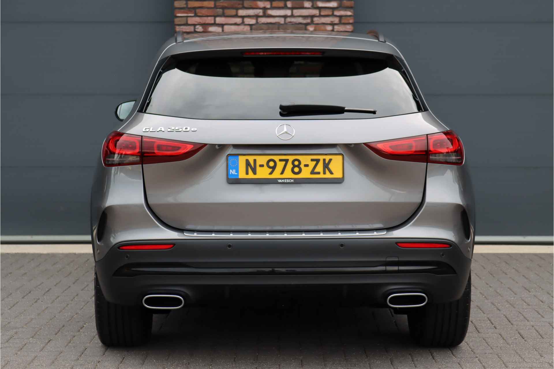 Mercedes-Benz GLA 250 e Business Solution AMG Line Aut8 | Distronic+ | Trekhaak | Widescreen | Nightpakket | Stoelverwarming | Sfeerverlichting | Rijassistentiepakket | Augmented Reality | - 16/39