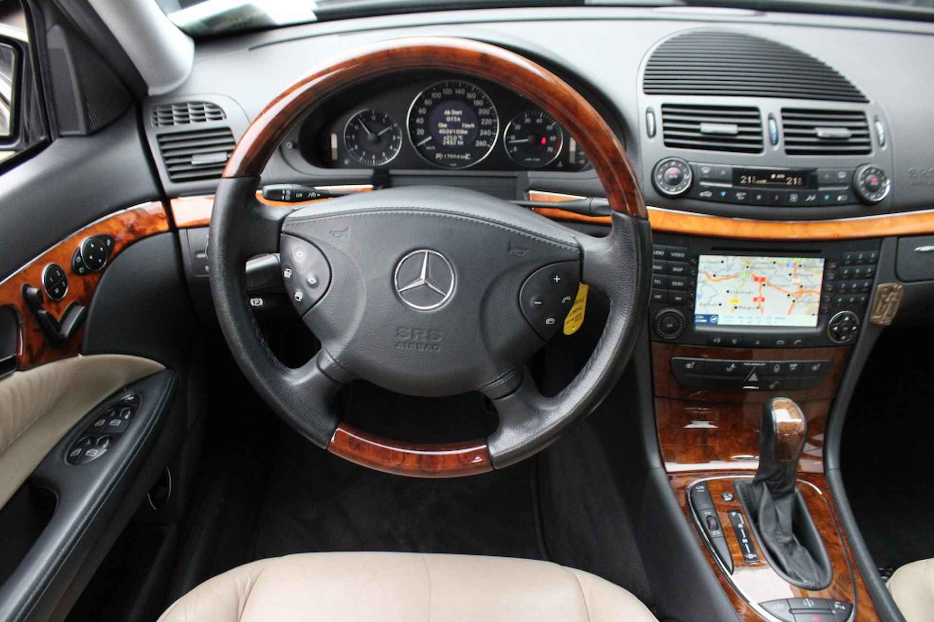 MERCEDES-BENZ E-klasse 500 ELEGANCE V8 / Youngtimer / Unieke staat - 17/62