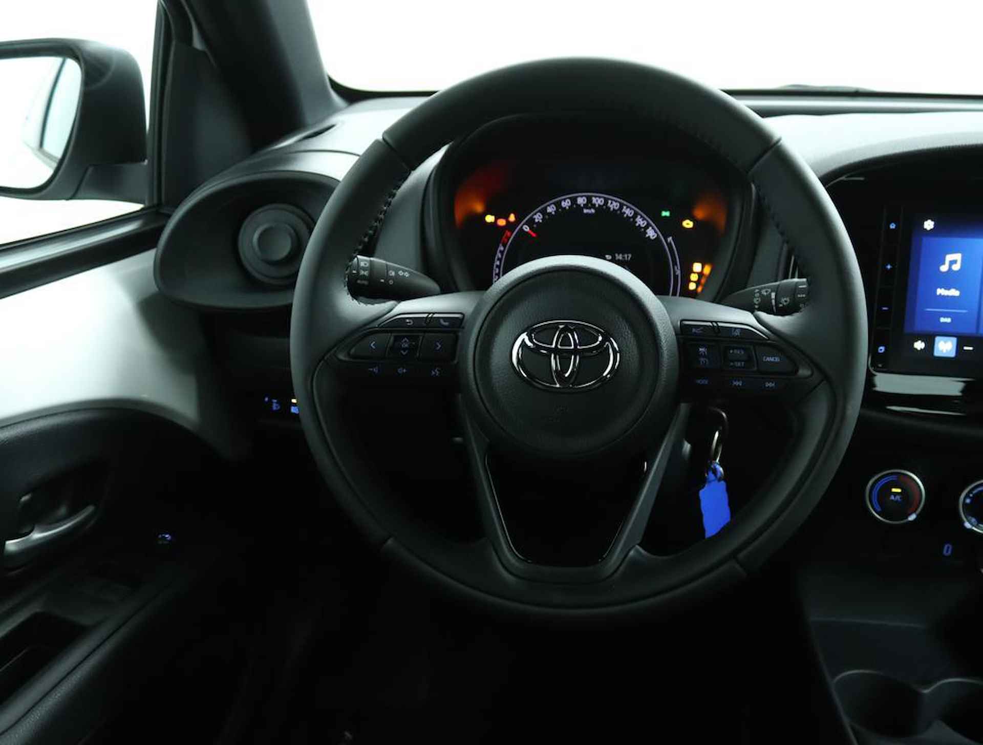 Toyota Aygo X 1.0 VVT-i MT play | Actieprijs €19.950,- | - 9/40