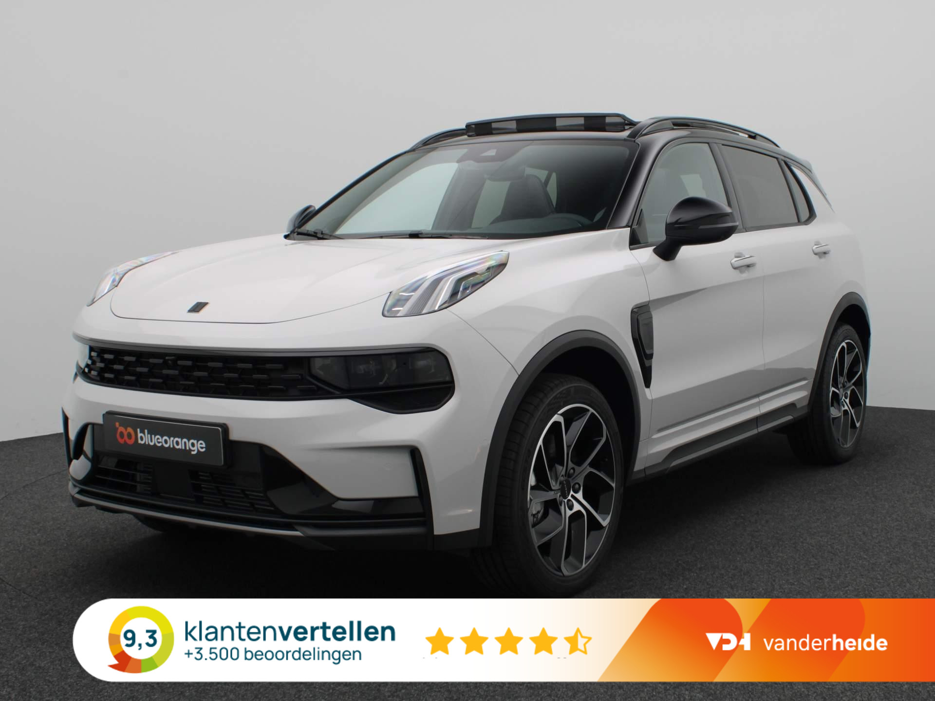 Lynk & Co 01 1.5 Plug-In Hybrid 261PK Aut. Volleder, Panoramadak, 360 gr. camera, stoelverwarming, keyless, elek. achterklep, alarm, 20'' lichtmetaal