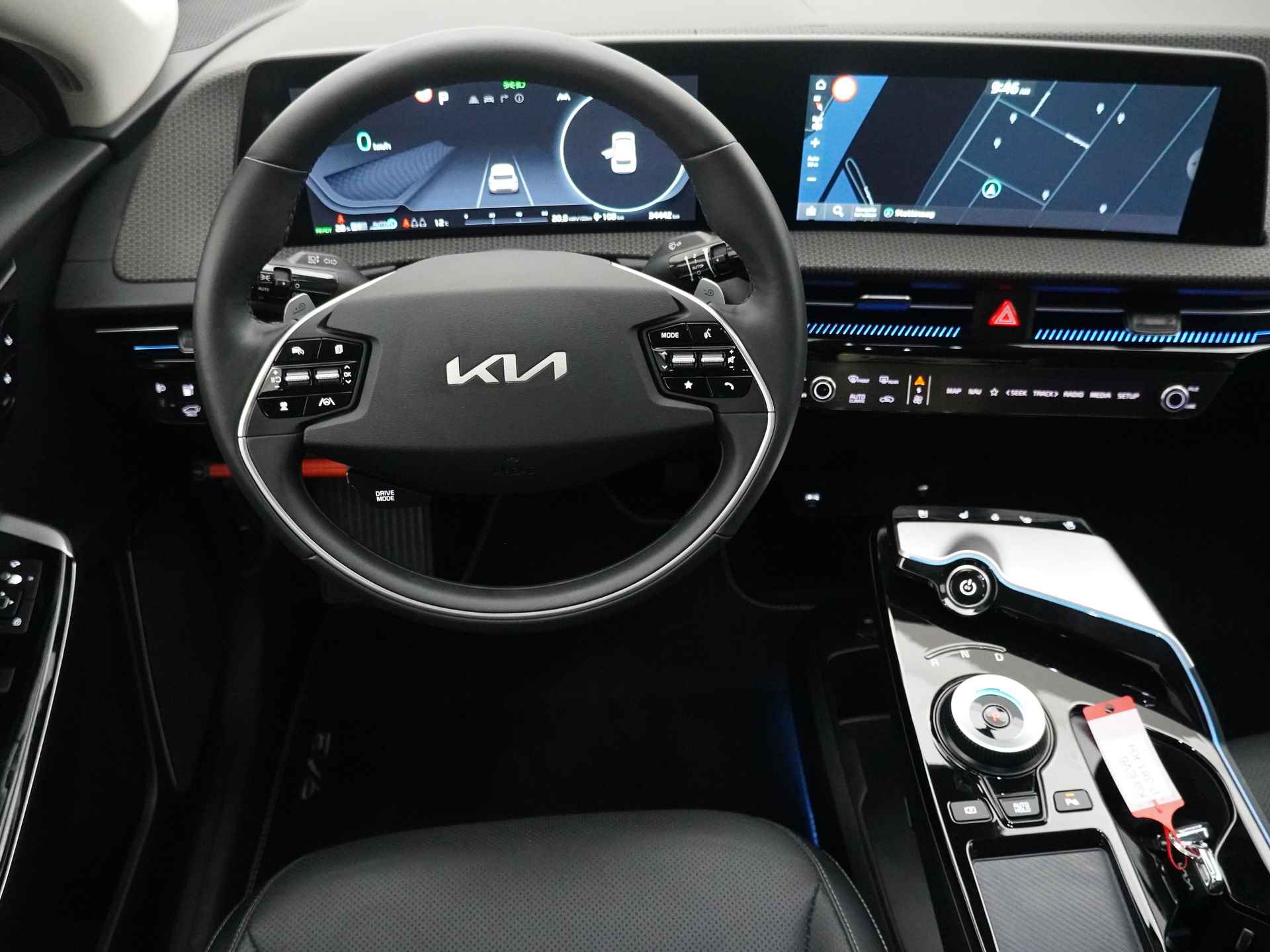 Kia Ev6 Plus 77 kWh RWD 229PK - Led - Adaptief Cruise Control - Voorstoelen Verwarmd - Climate Control - Apple/Android Carplay - Fabrieksgarantie tot 04-2029 - 32/46
