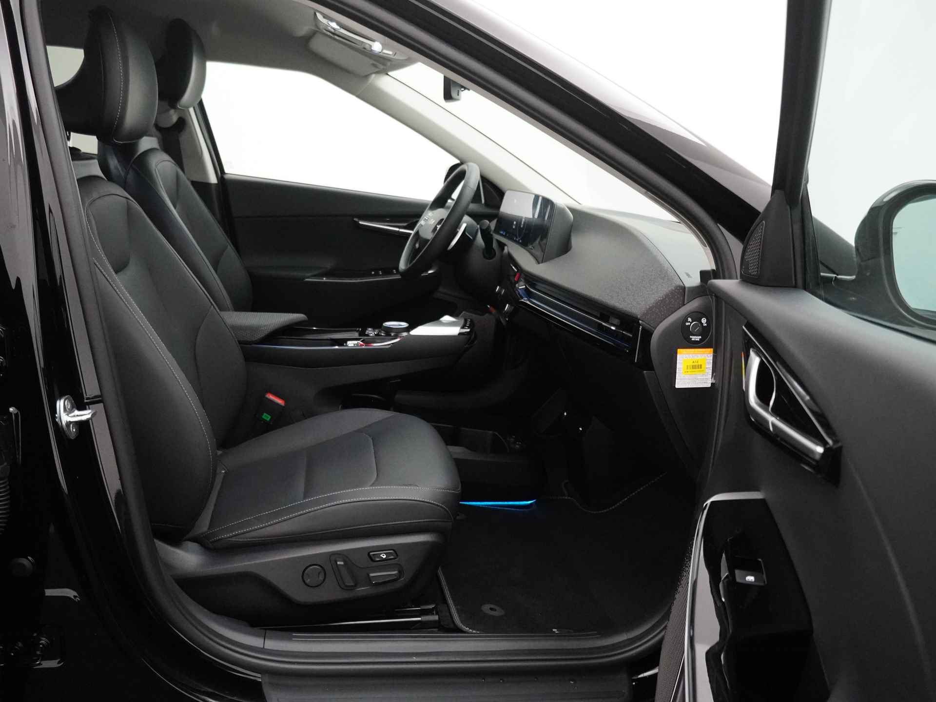 Kia Ev6 Plus 77 kWh RWD 229PK - Led - Adaptief Cruise Control - Voorstoelen Verwarmd - Climate Control - Apple/Android Carplay - Fabrieksgarantie tot 04-2029 - 36/46