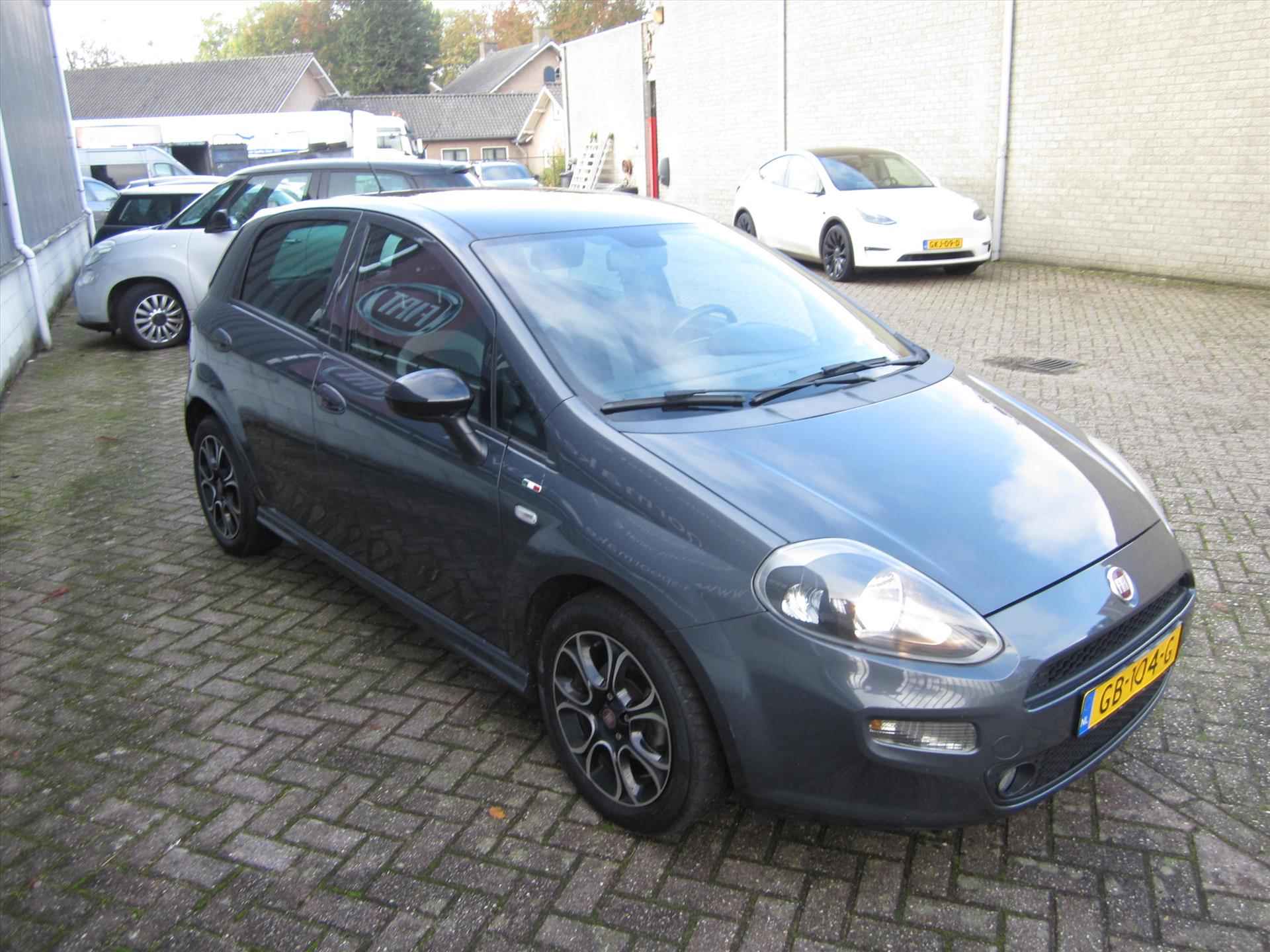 Fiat Punto 0.9 TWINAIR 74KW 5DR - 3/9