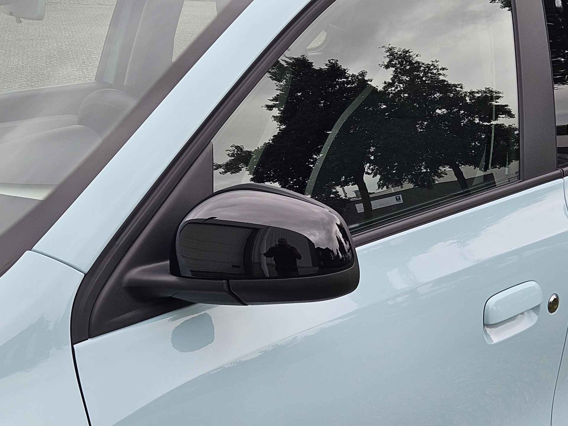 Renault Twingo Z.E. R80 E-Tech Equilibre 22 kWh / Levertijd I.O. / Demo / €2000,- euro subsidie mogelijk!  /  Draadloos Apple Carplay & Android Auto / Airco / - 38/40