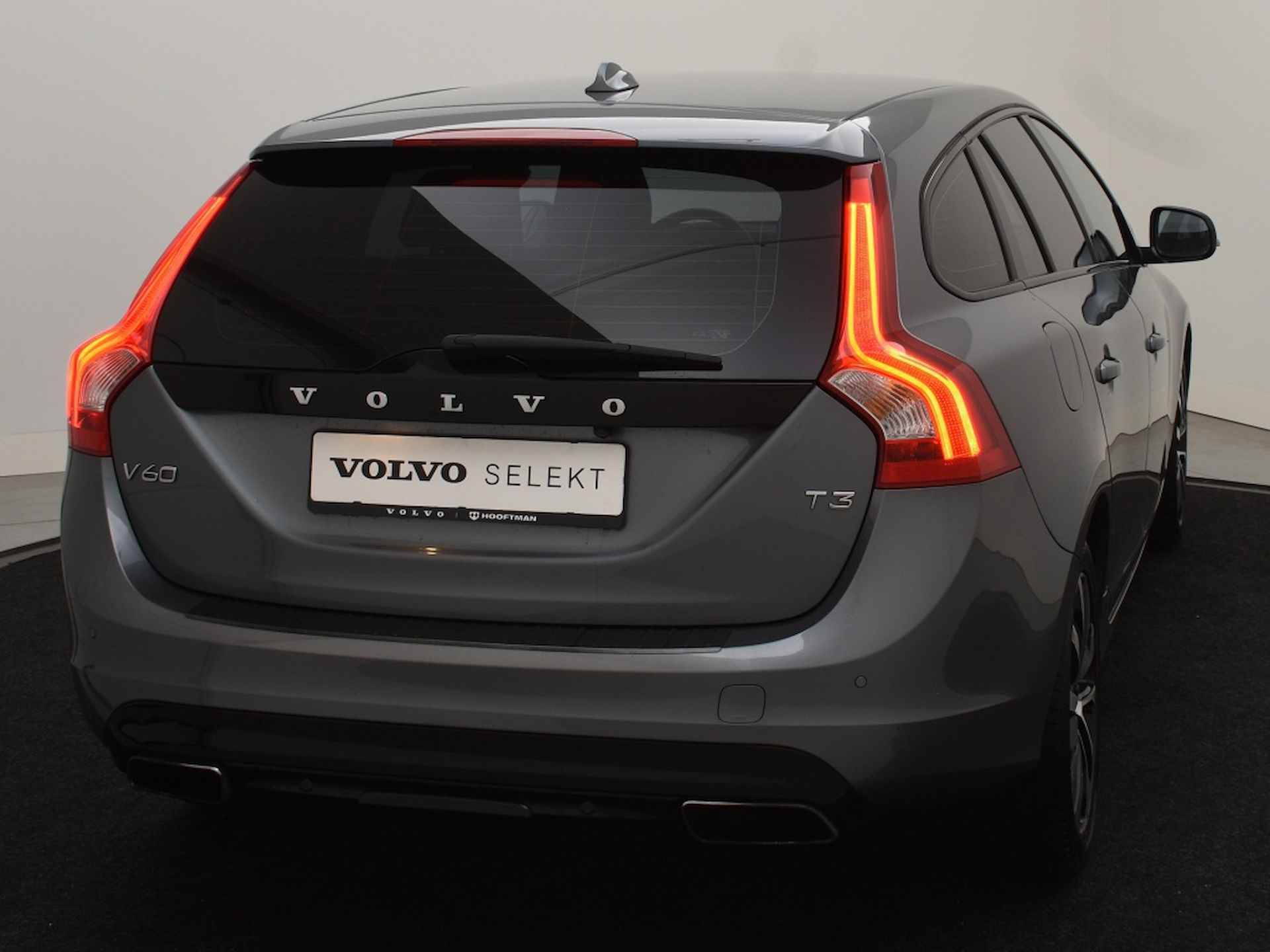 Volvo V60 T3 AUT(6) POLAR+ DYNAMIC SPORTLEDER XENON NAVI STANDKACHEL - 5/34