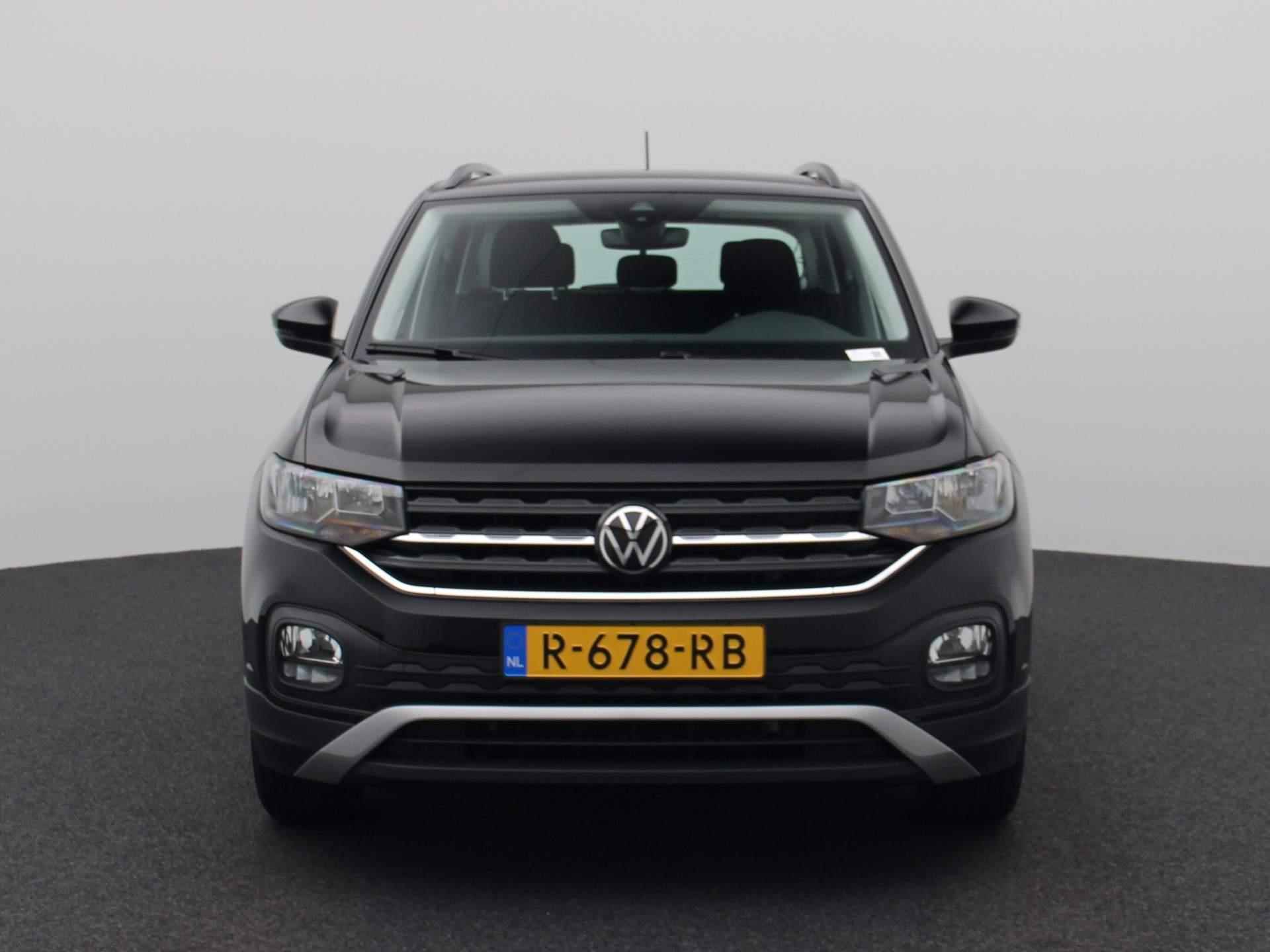 Volkswagen T-Cross 1.0 TSI Life 95 PK | Camera | Apple Carplay | Android Auto | Adaptive Cruise Control | DAB+ | LED verlichting | Lane Assist | Airco | Elektrisch inklapbare buitenspiegels | - 4/38