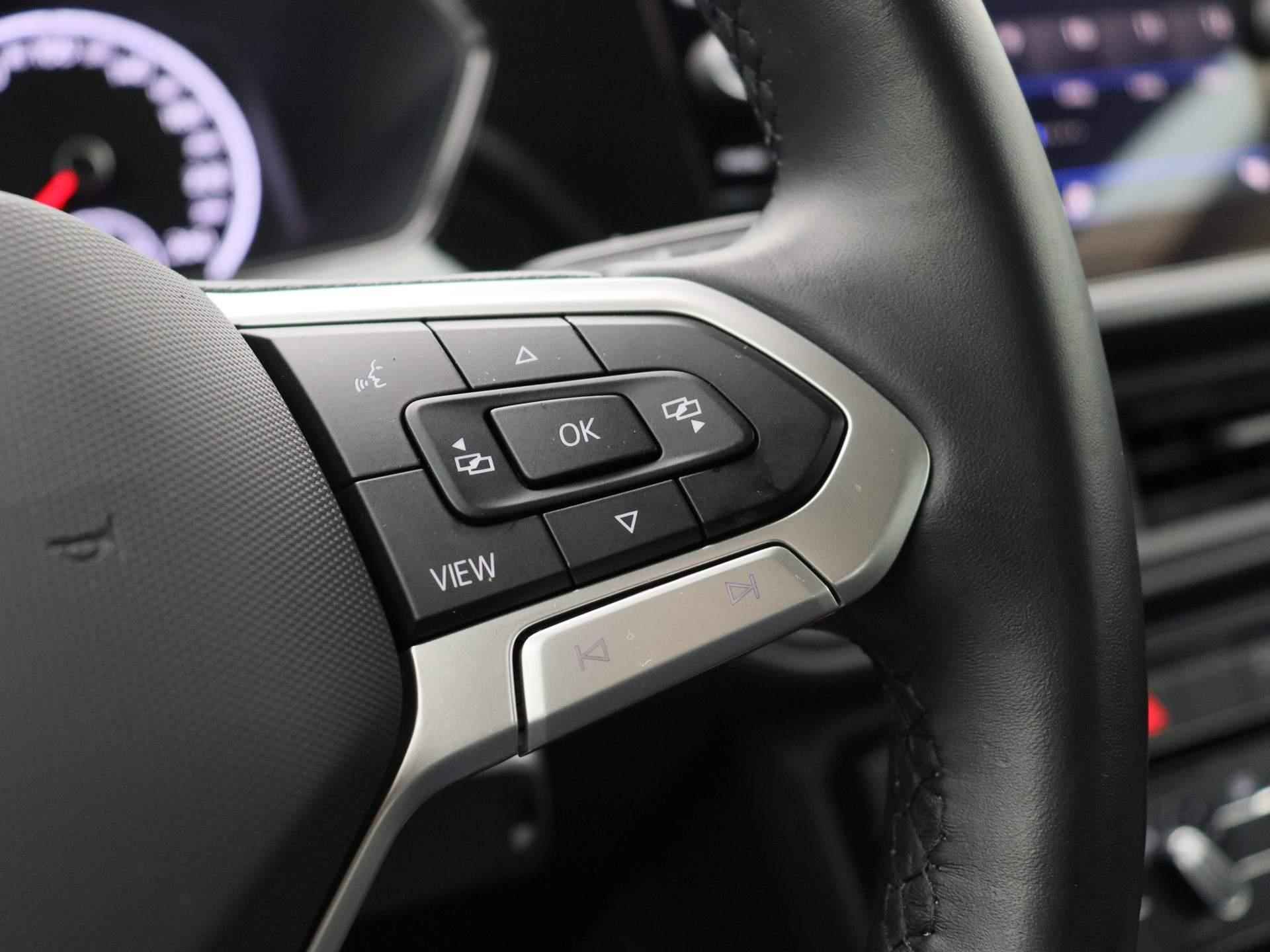 Volkswagen T-Cross 1.0 TSI Life 95 PK | Camera | Apple Carplay | Android Auto | Adaptive Cruise Control | DAB+ | LED verlichting | Lane Assist | Airco | Elektrisch inklapbare buitenspiegels | - 23/38