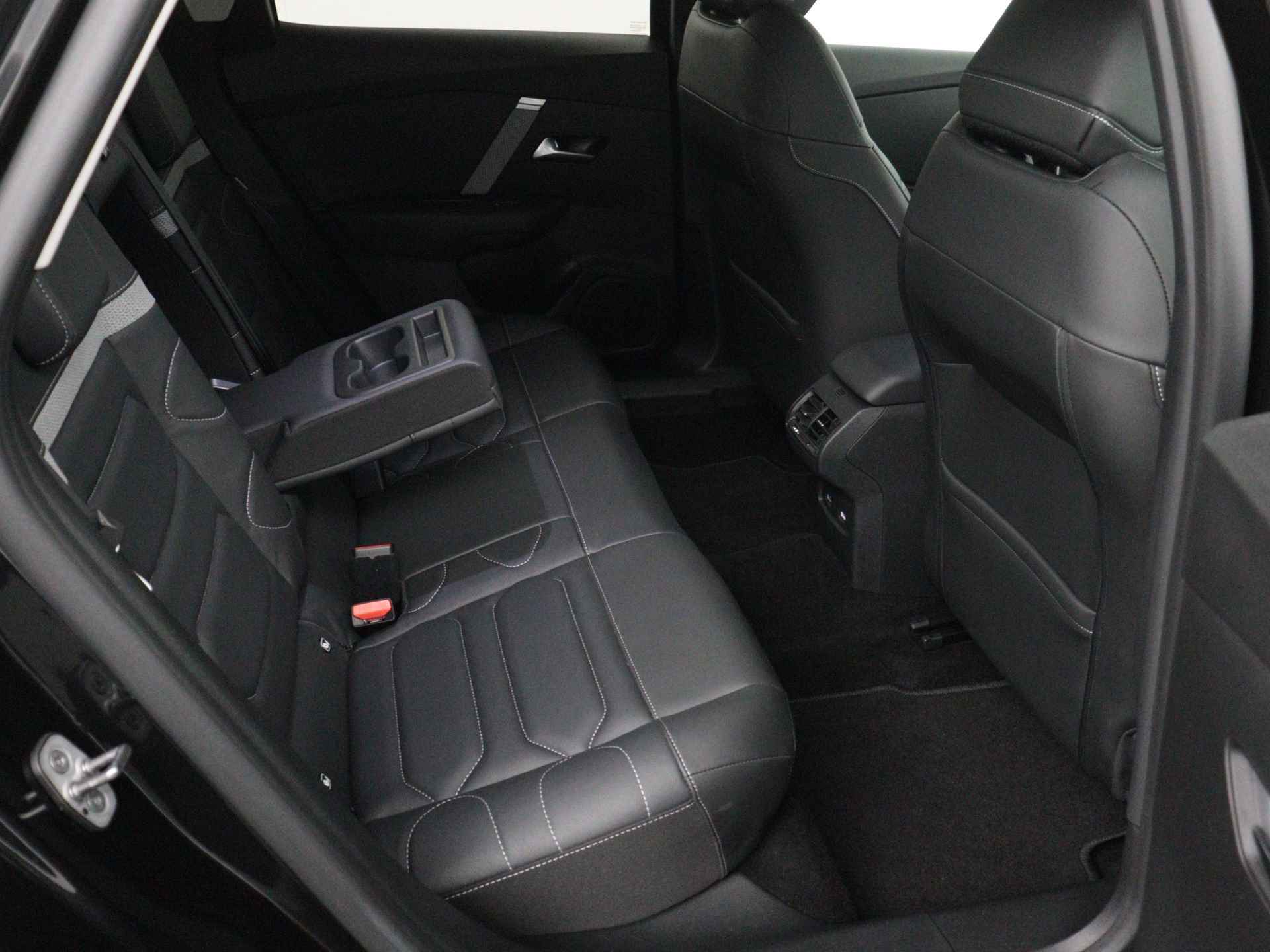 Citroën C4 1.2 Turbo 130pk Shine | Rijklaar | Stoelverwarming | Camera | Massagestoelen | - 8/27