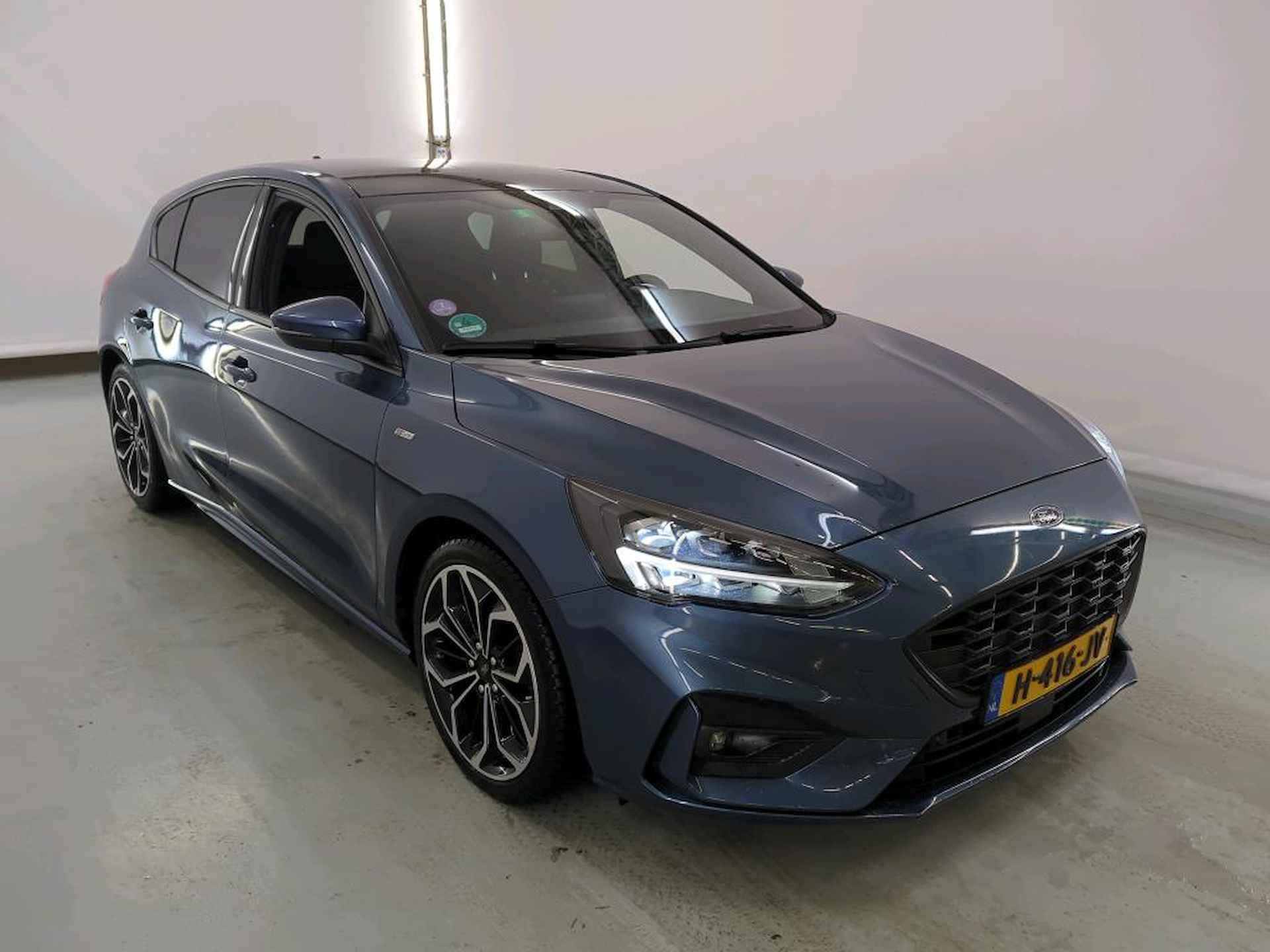 Ford Focus 1.0 EcoBoost ST Line Business NL AUTO | PANO | STOELVERW | STUURWIEL VERW | - 12/16