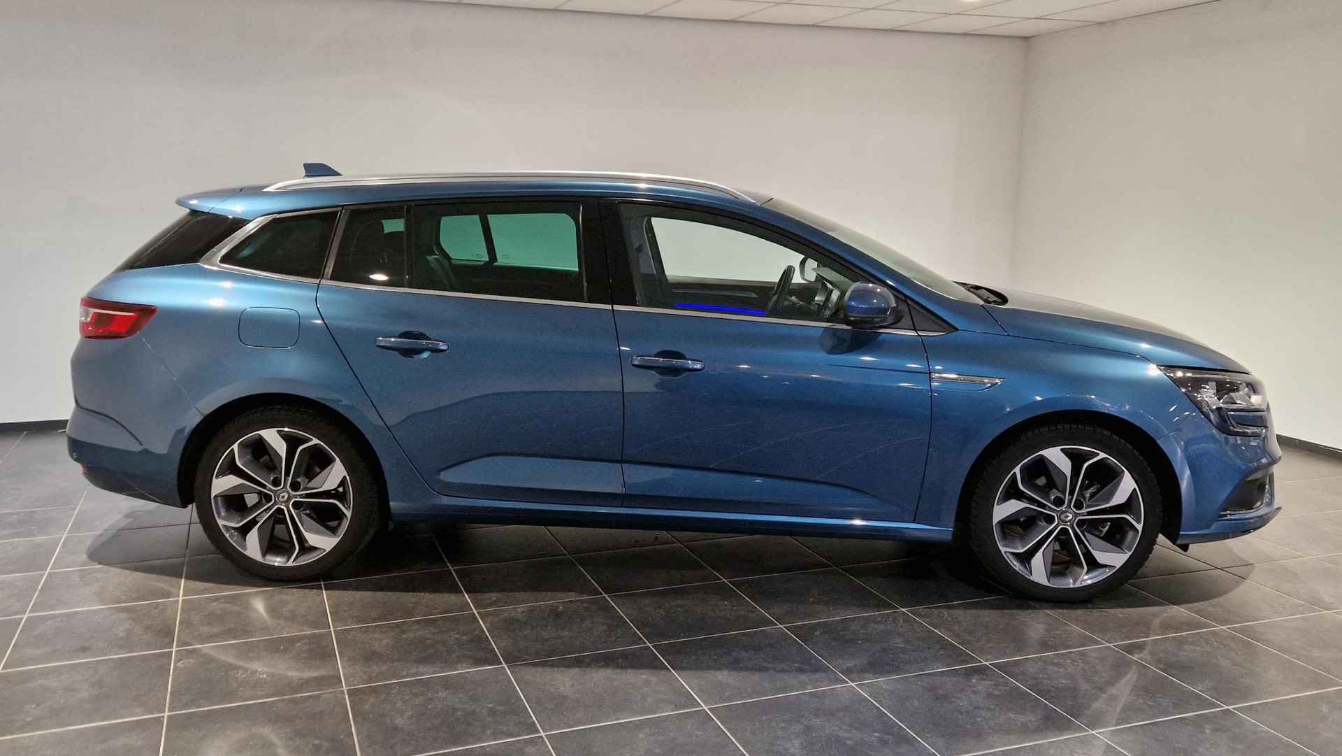 Renault Mégane Estate 1.3 TCe 140 Bose | Achteruitrijcamera | Stoelverwarming | Trekhaak - 14/29