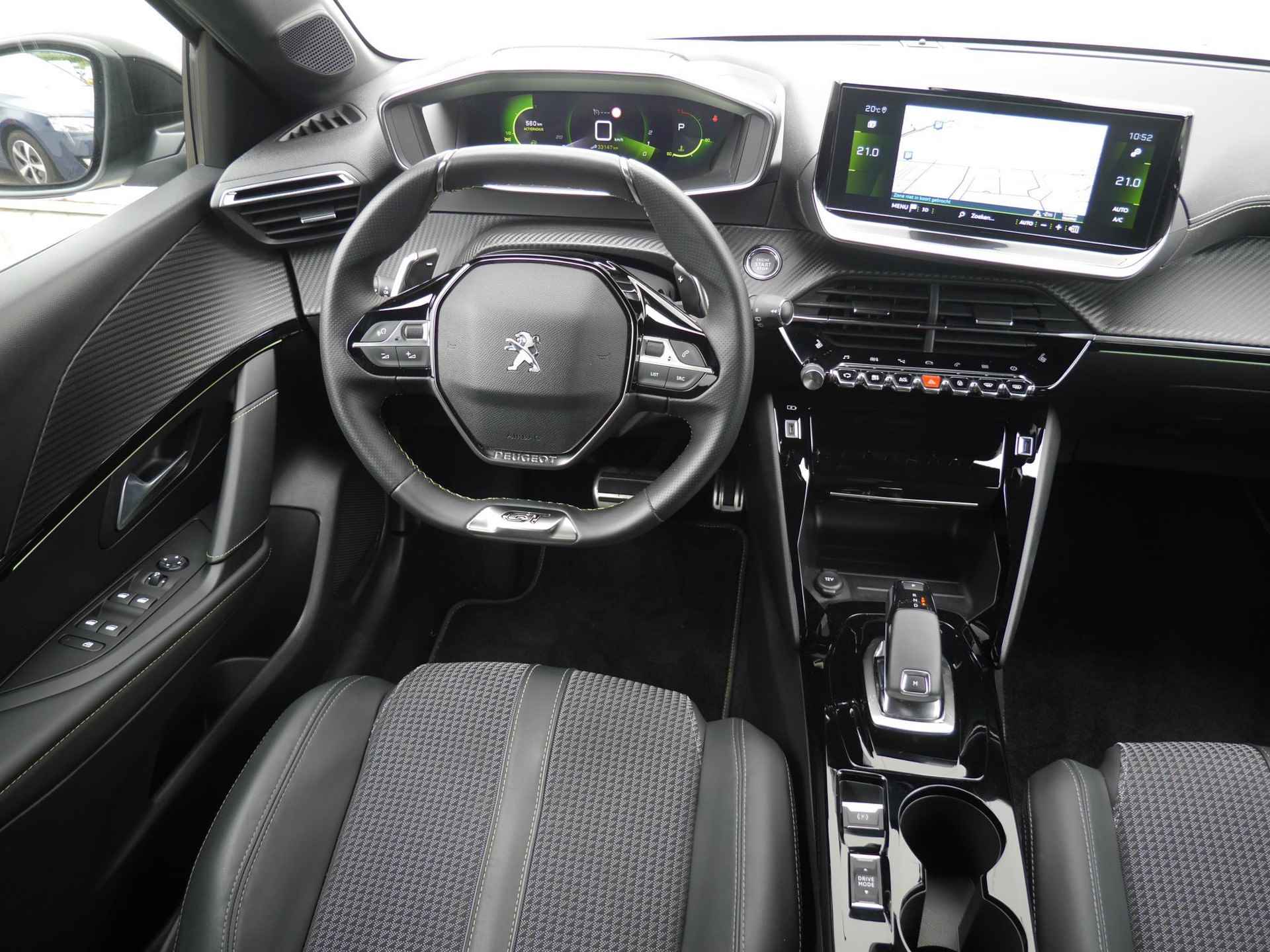 Peugeot 208 1.2 PureTech GT 130pk Automaat | Stoelverwarming | Navigatie | Dodehoekdetectie | LED - 6/59