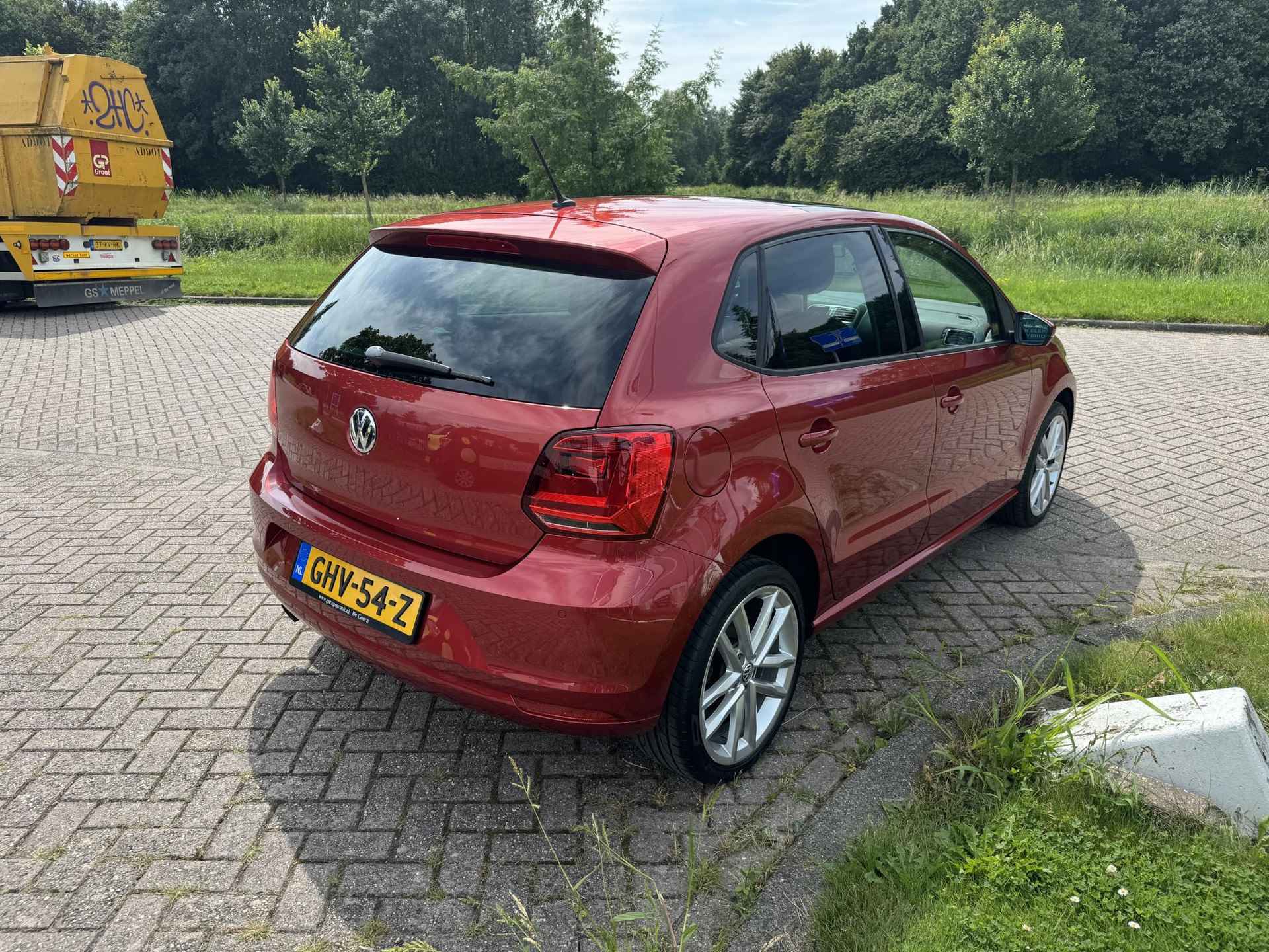 Volkswagen Polo 1.2 TSI ALCANTARA/PANO/PDC V+A - 8/29