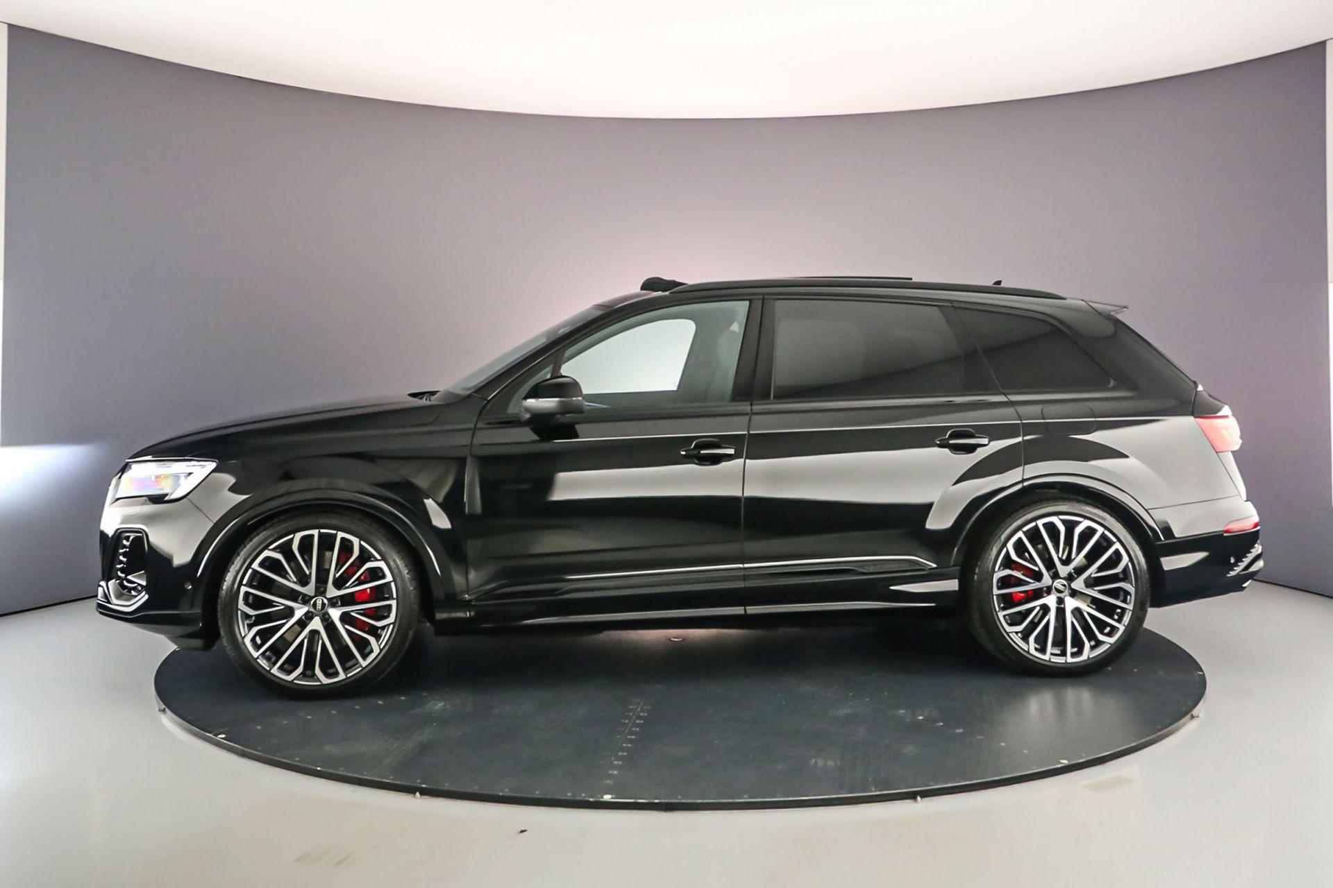 Audi Q7 60 TFSI e Pro Line S | Adv. Onderstel | Pano | B&O | 4-Wiel besturing | Head Up | Trekhaak | S-Stoelen | 22 inch | HD-Matrix | 360Cam | Keyless | - 2/77