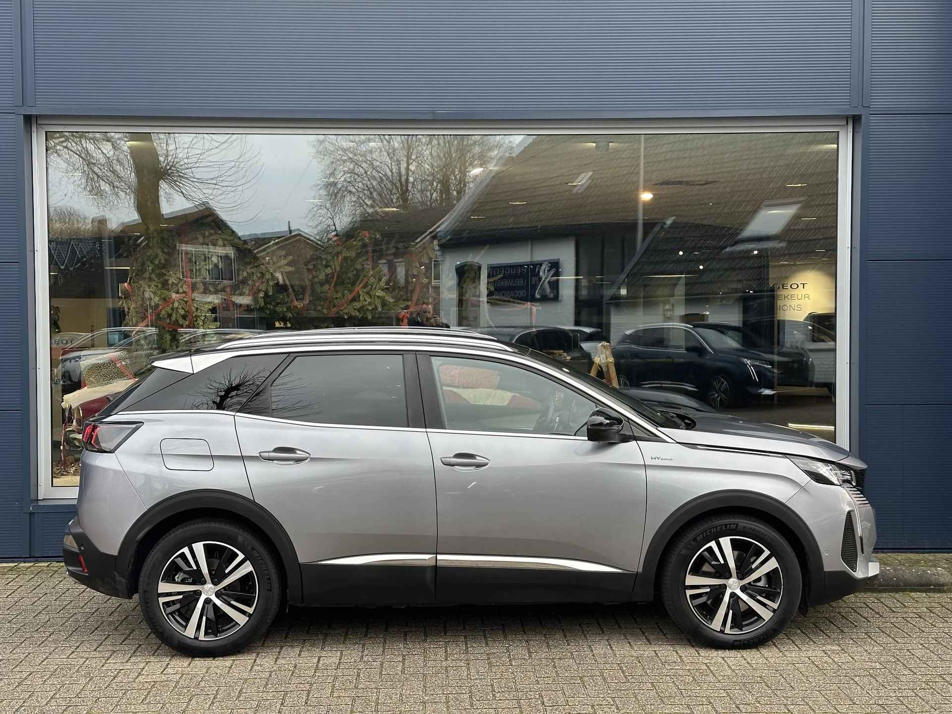 Peugeot 3008 1.6 HYbrid 225 GT | Plug-In Hybride | Tot 45 Km Elektrisch Rijden | Navigatie | Zwart Dak | Keyless Entry | Elektrische Kofferklep | Full LED Verlichting | Camera | Stoelverwarming | Climate Control | Cruise Control | - 8/66