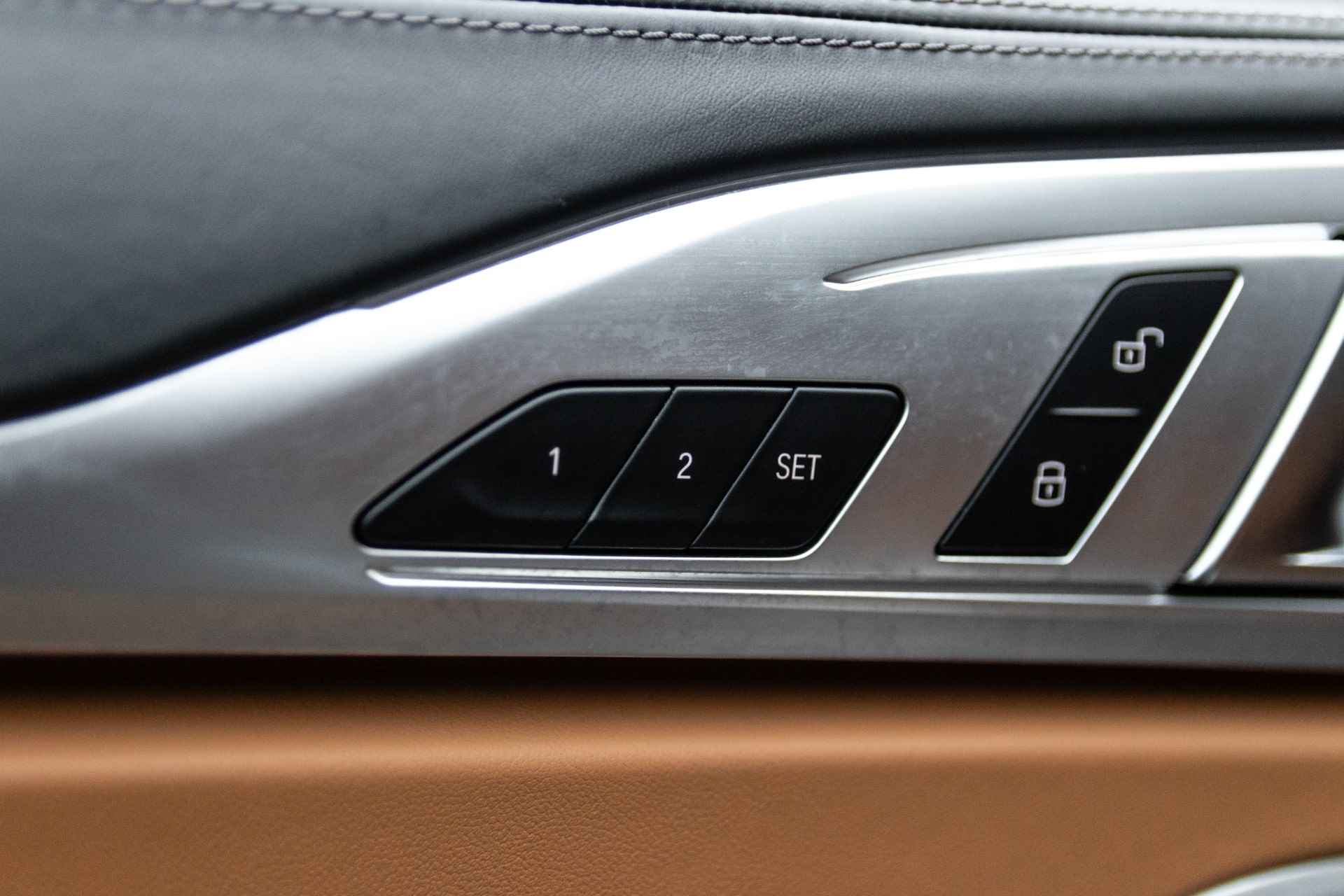 BMW 8 Serie M850ix | Decat | 710PK & 940Nm | Bowers & Wilkins | NL auto | UNIEK! - 30/44