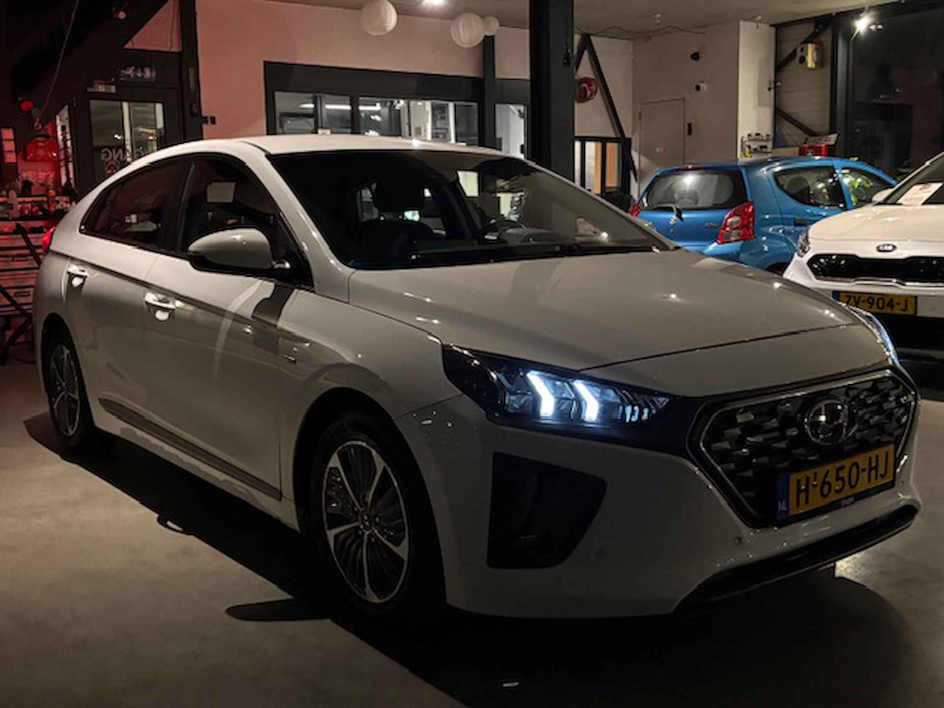 HYUNDAI Ioniq 1.6 GDI Blue PHEV 141 pk DCT Comfort - 26/50