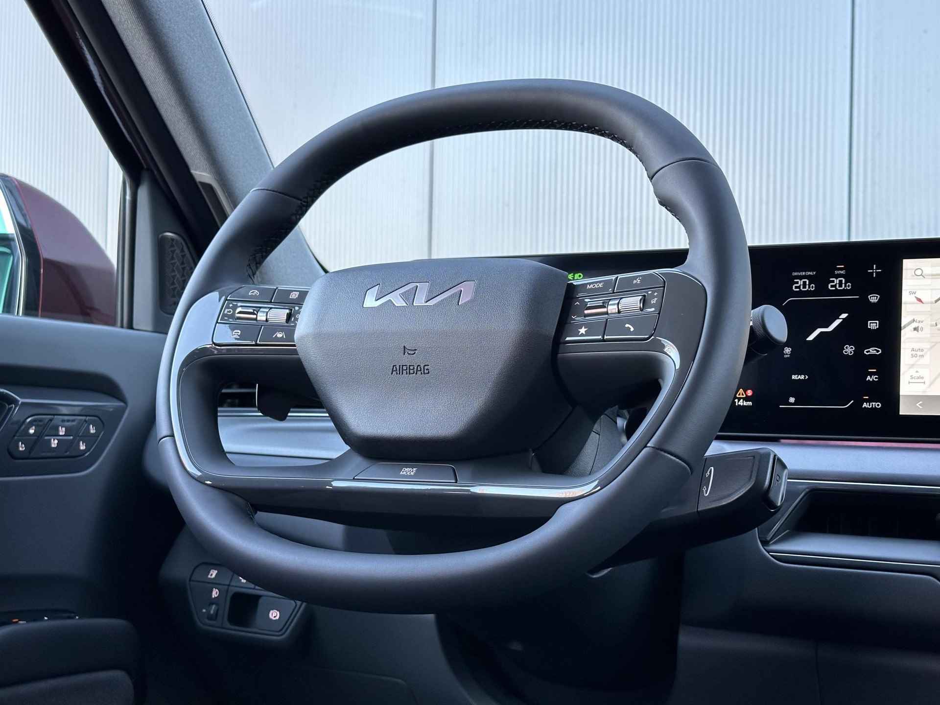 Kia EV9 Plus 99.8 kWh | *Niet op voorraad* | *Nu te bestellen* | *Nu Gratis Laadpaal* | 563KM WLTP | 7 zits | Navi | Clima | Camera | Memory stoelen - 18/55