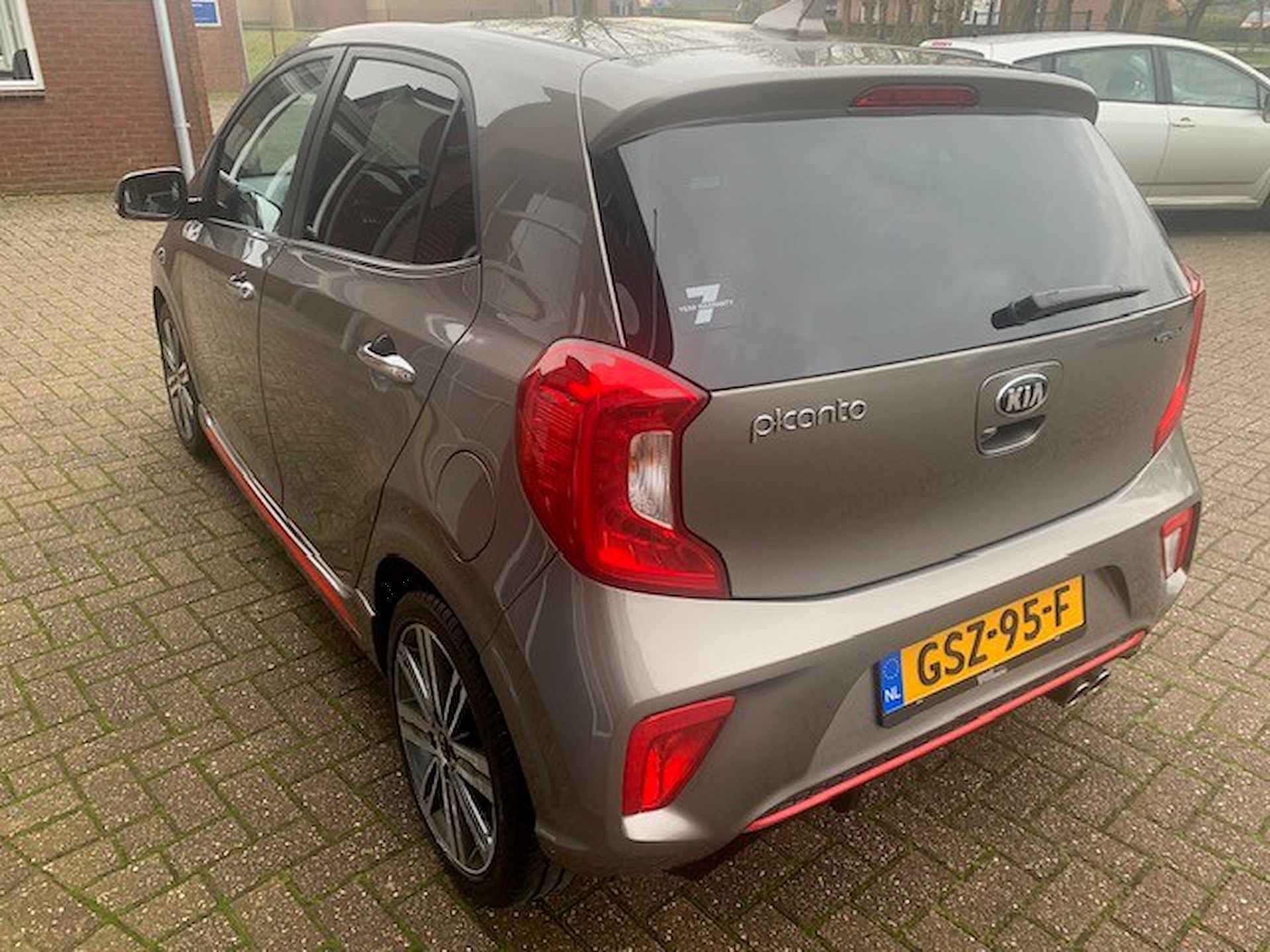 Kia Picanto 1.2 GT-Line Schuifdak Unieke 4 cilinder - 9/23