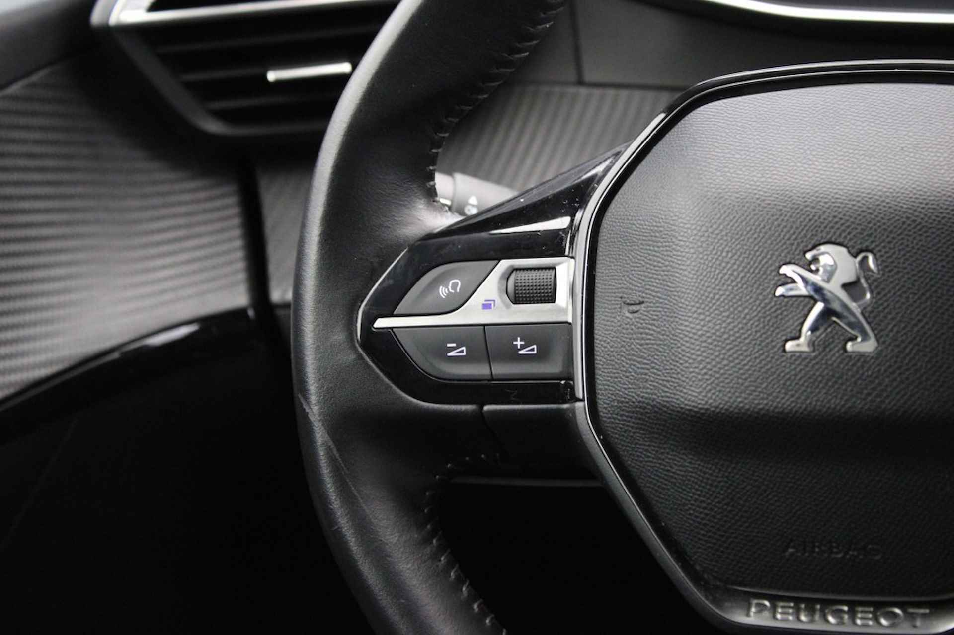 PEUGEOT 208 1.2 PureTech Allure - Digital Cockpit, leer, Model Bouwjaar 2019 - 15/31