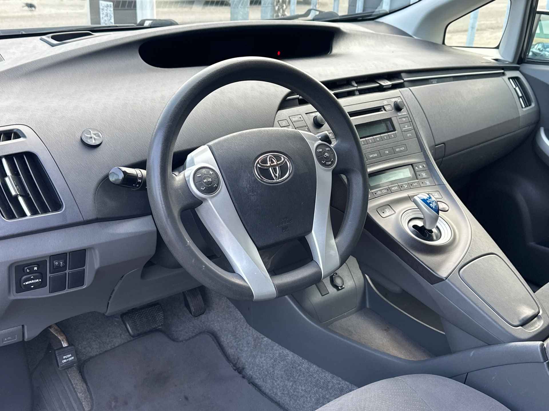 Toyota Prius 1.8 Comfort Airco Cruise Pdc Nieuwe Apk - 10/17