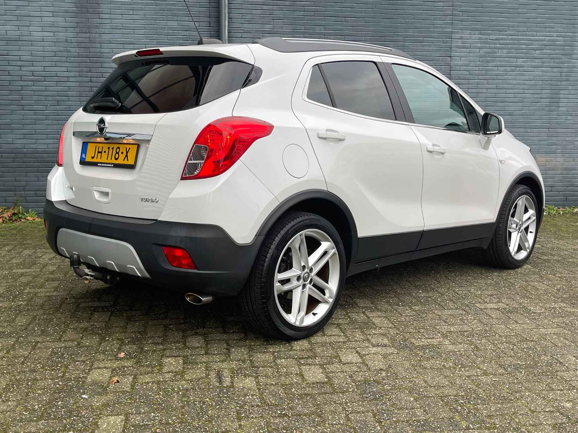 OPEL Mokka 1.4 Turbo 140PK Cosmo | Trekhaak | 1e eigenaar | Ergo Stoelen | Cruisecontrol | Navigatie | Parkeercamera | - 2/32