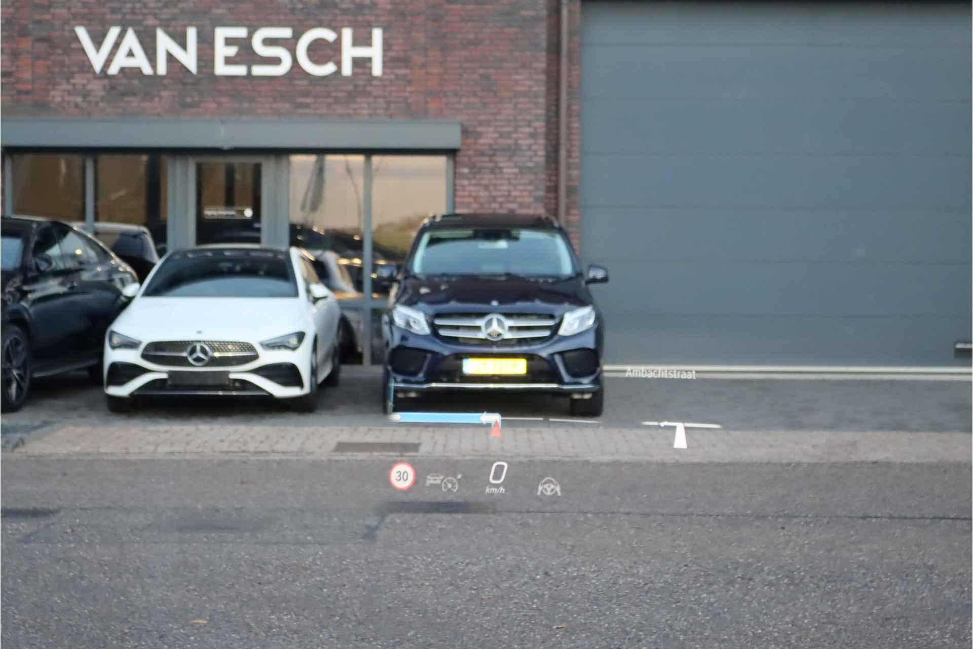 Mercedes-Benz GLC 400e 4MATIC AMG Line Aut9 | Airmatic | Achterasbesturing | Distronic+ | Stoelventilatie | Verwarmd Stuurwiel | Burmester | Panoramadak | HUD | Digital Light | Massage | - 27/51