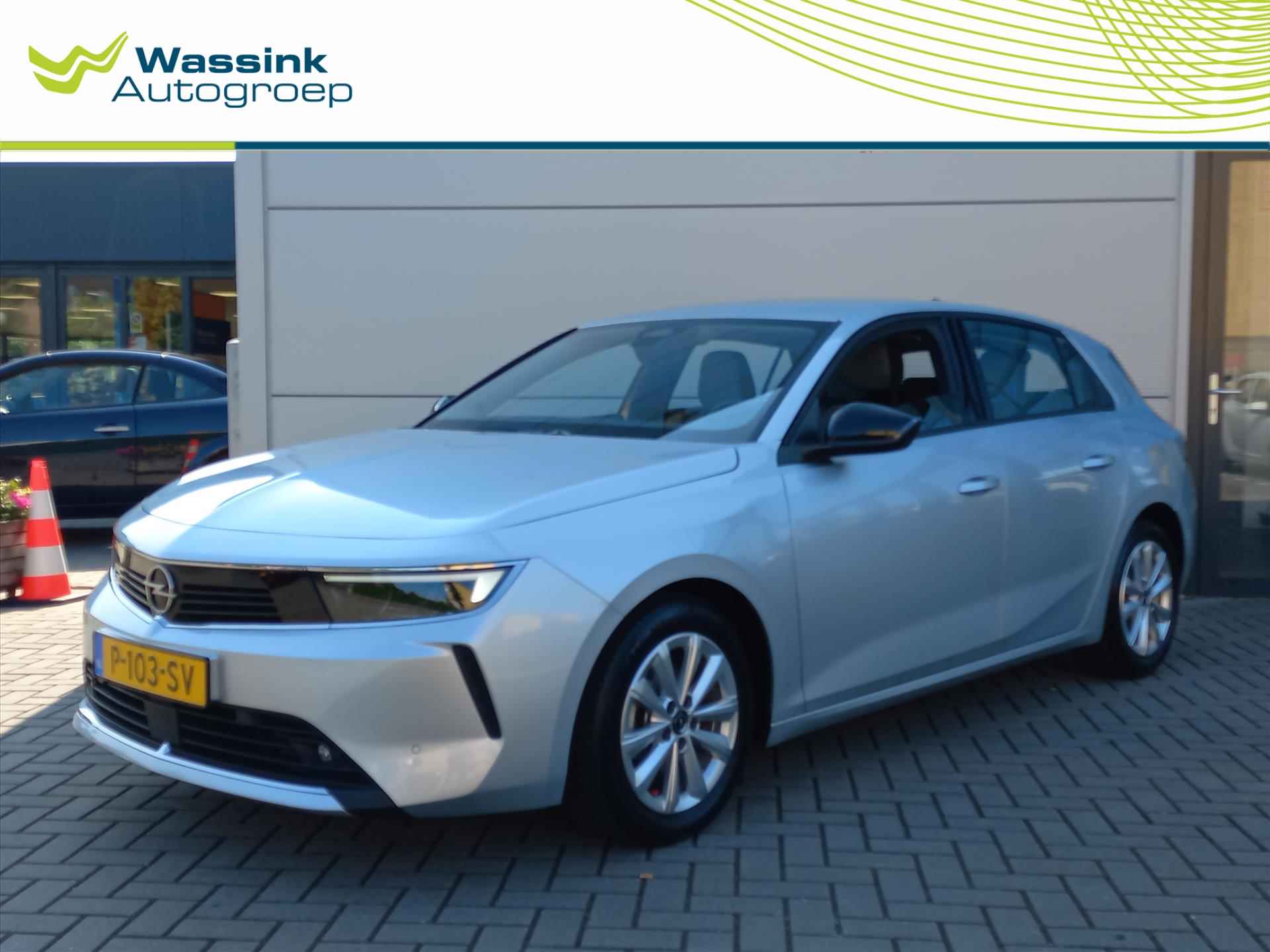 Opel Astra 1.2T 110pk EDITION | Climate Control | Navigatie | Parkeersensoren v/a | Lm velgen | Apple Carplay | Android Auto - 1/43