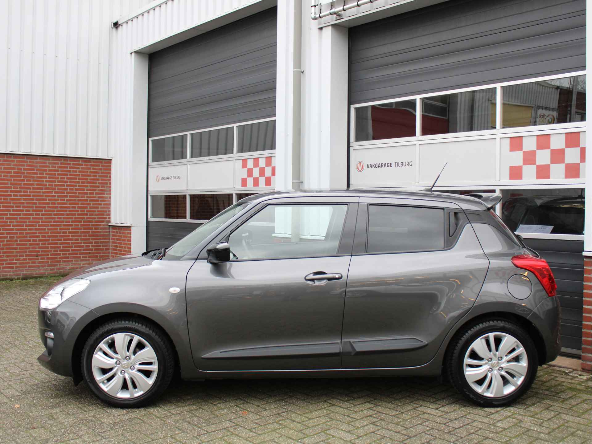 Suzuki Swift 1.2 Select Dealer onderh./Airco/Stoelverw./Camera/AndroidAuto/AppleCarplay/DAB+ - 41/47