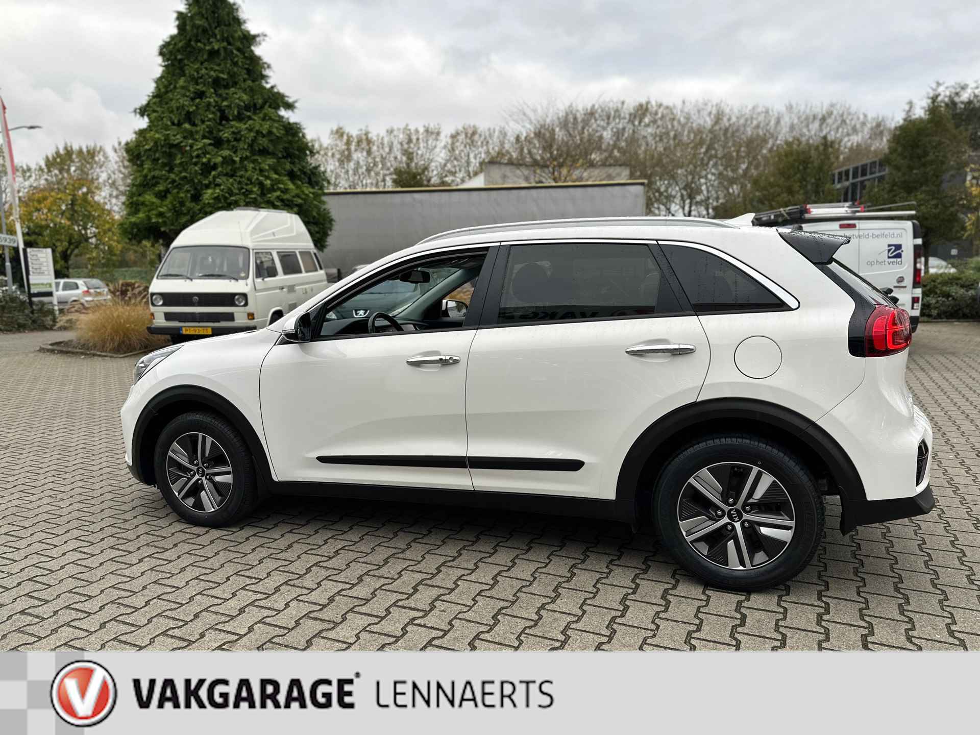 Kia Niro 1.6 GDi Hybrid ExecutiveLine (RIJKLAARPRIJS/BOVAG GARANTIE) - 14/33