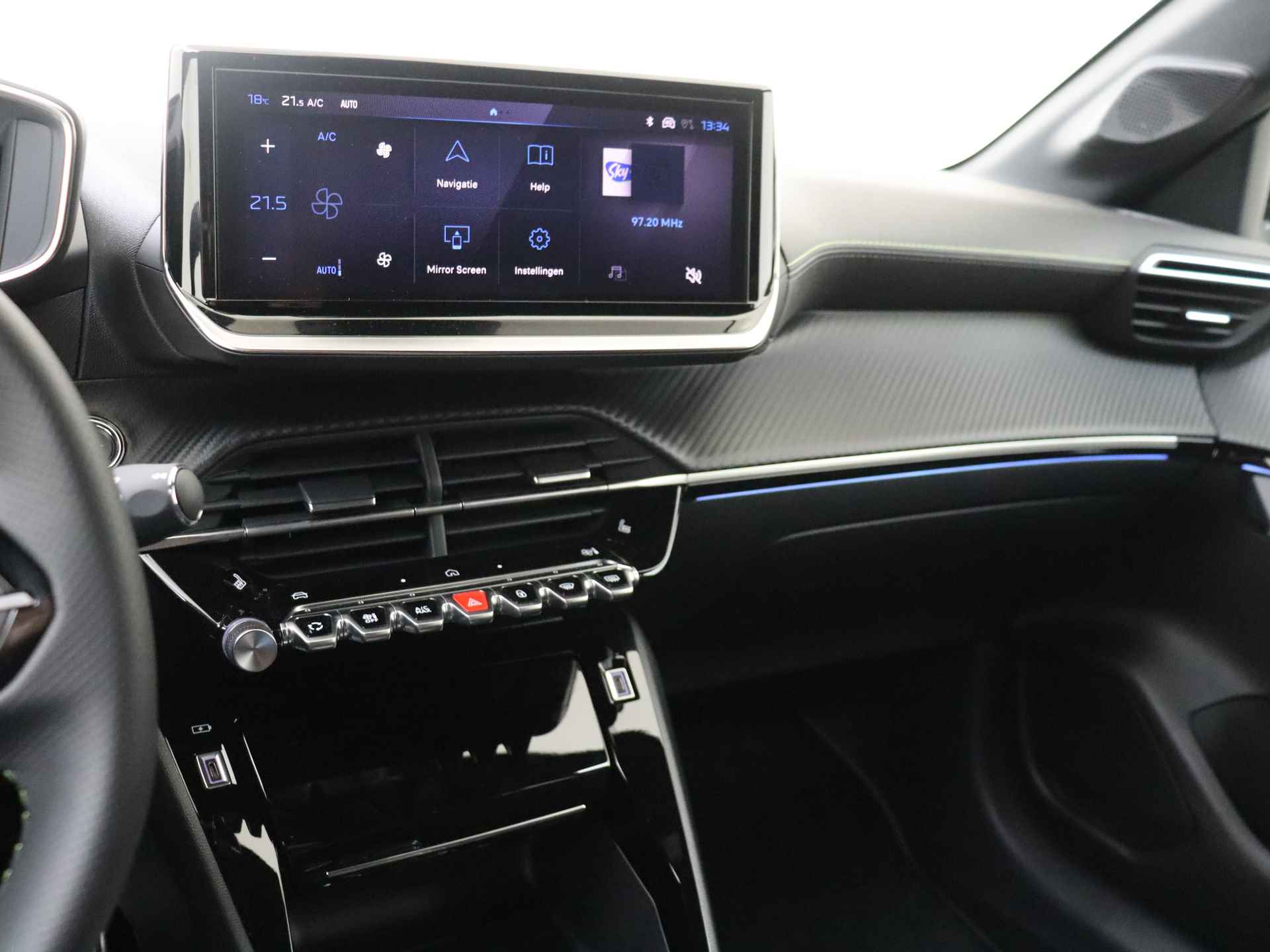 Peugeot e-208 EV GT 51 kWh | Leer/alcantara | Apple CP/Android Auto | Stoelverwarming | DAB+ | Beschikbaar v.a. juli | Oplopende km.stand | - 8/44