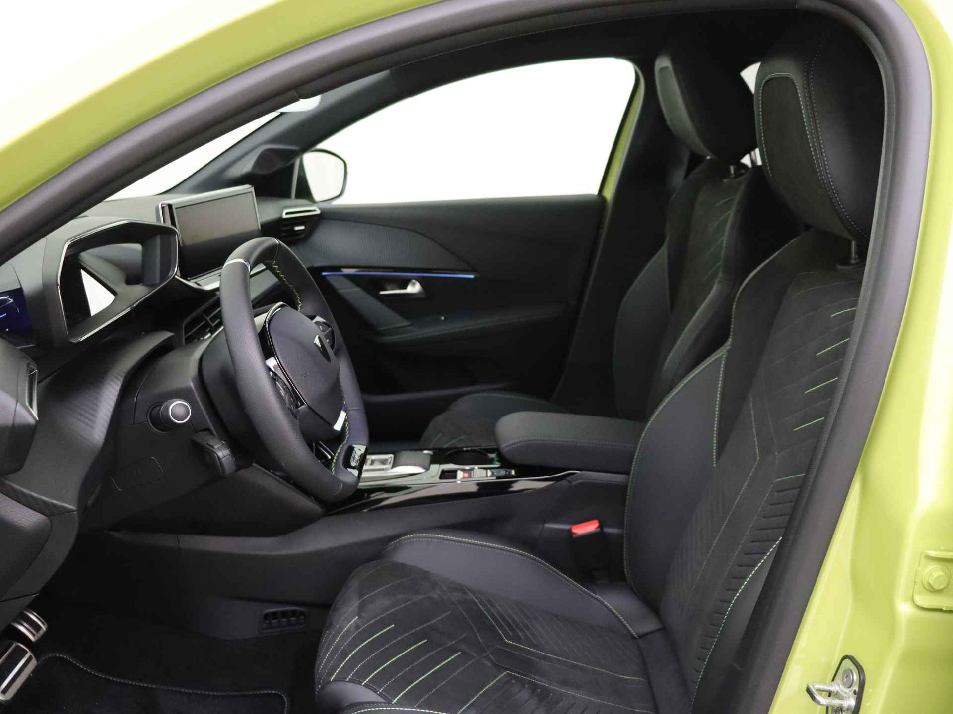 Peugeot e-208 EV GT 51 kWh | Leer/alcantara | Apple CP/Android Auto | Stoelverwarming | DAB+ | Beschikbaar v.a. juli | - 20/44